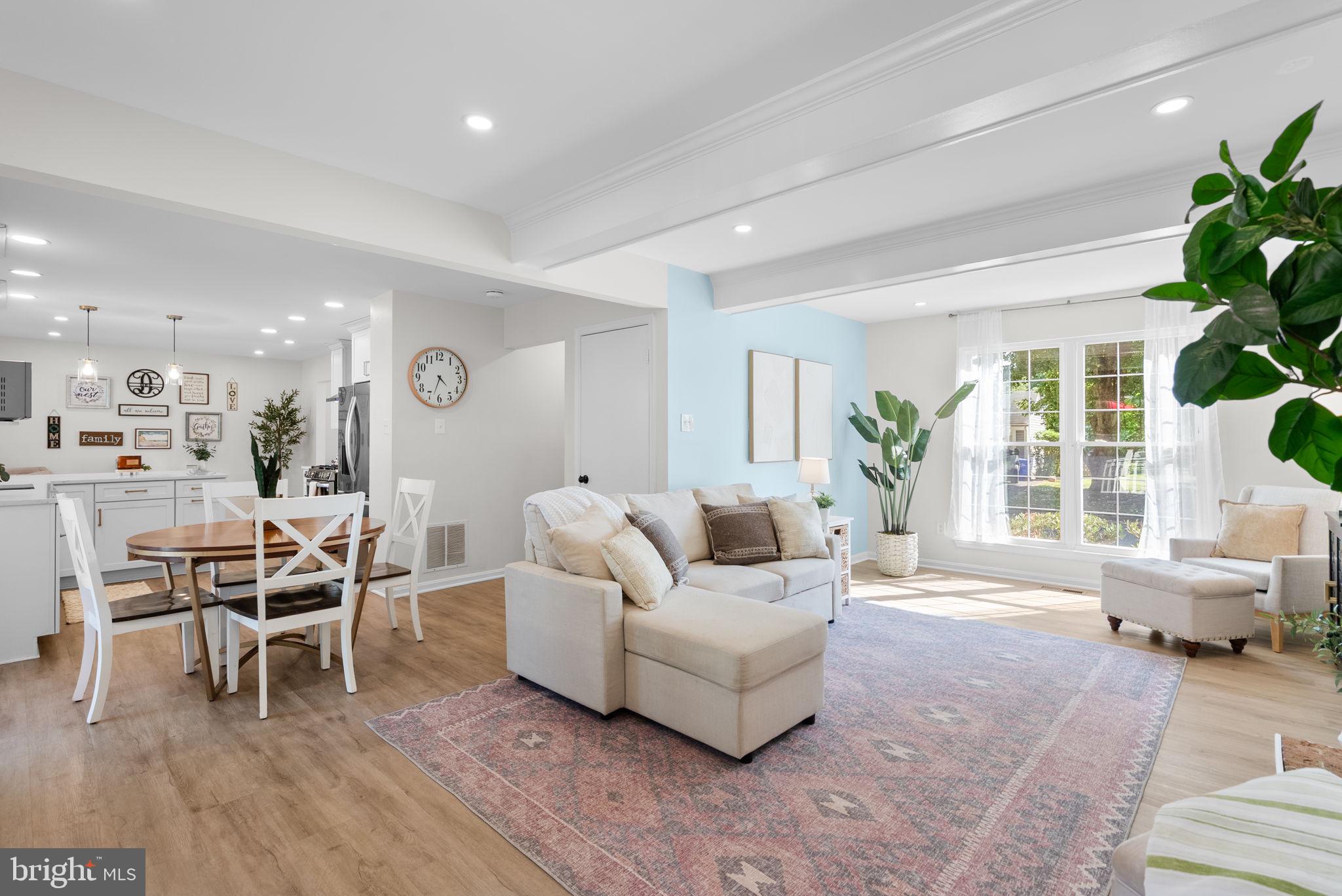 HALLOWELL - Residential