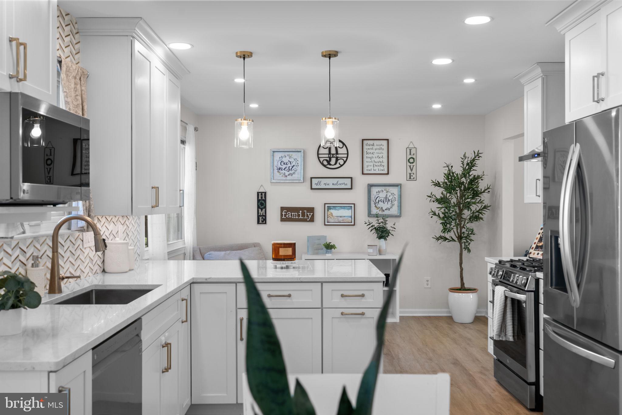 HALLOWELL - Residential