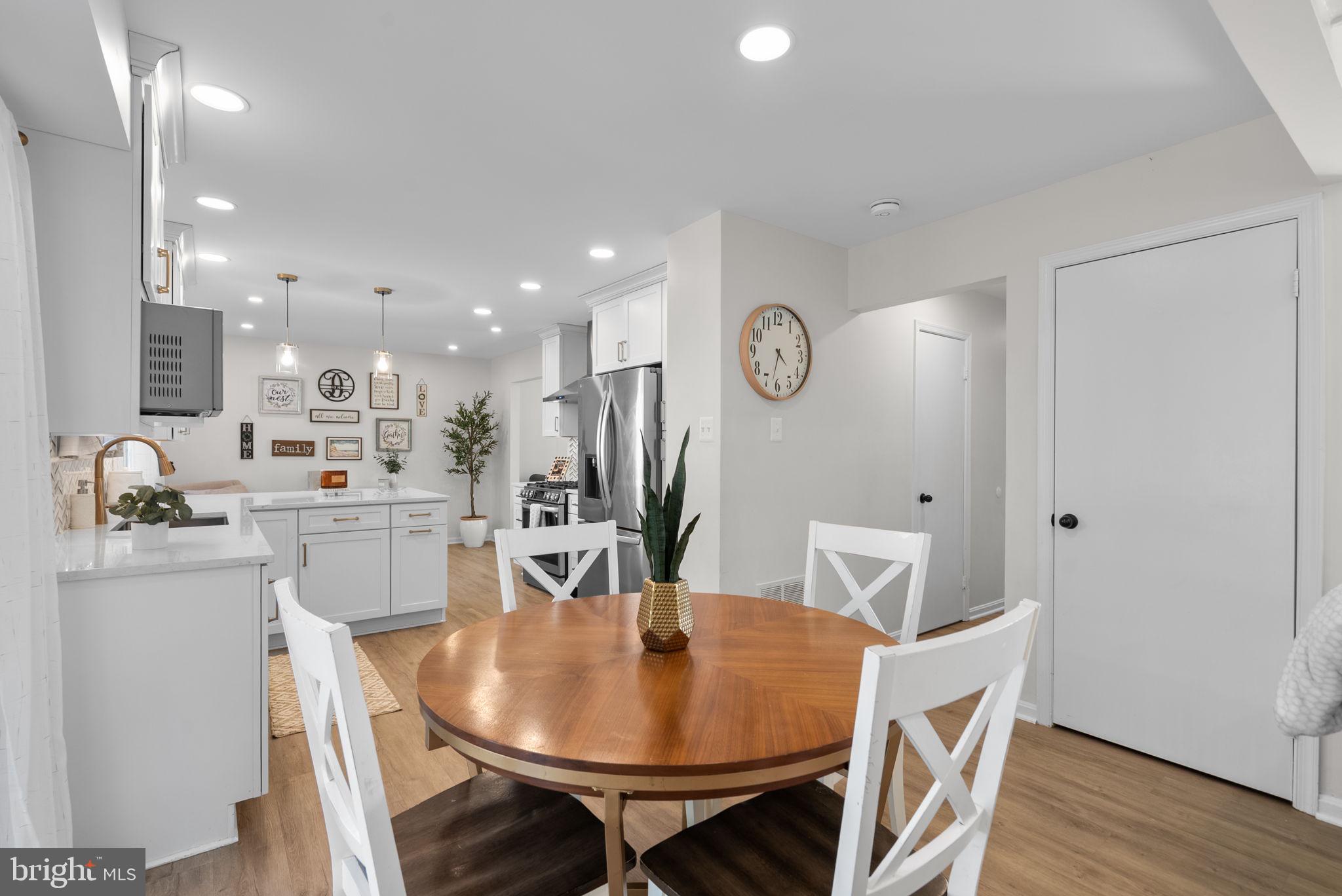 HALLOWELL - Residential