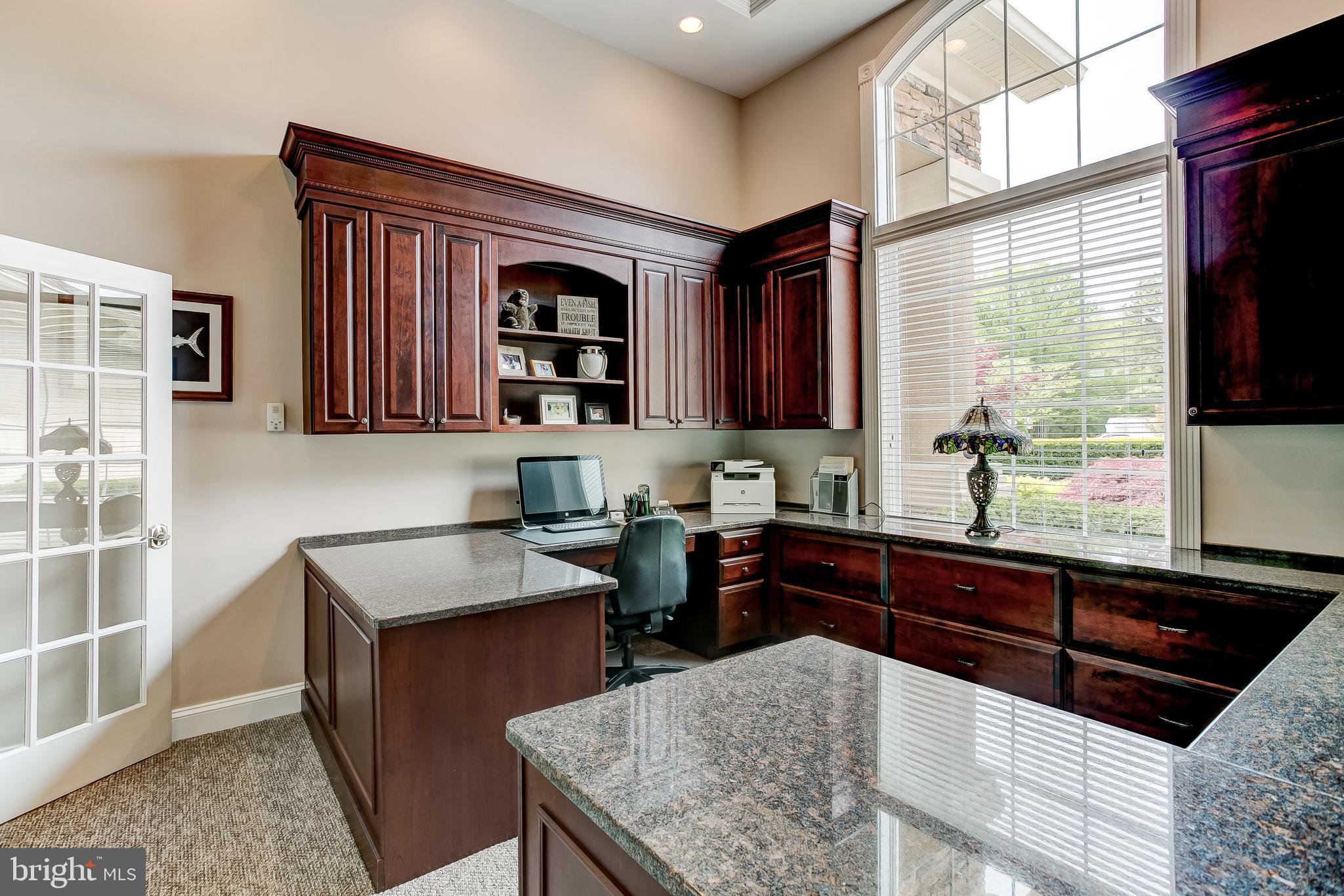 BOWLEYS QUARTERS - Residential