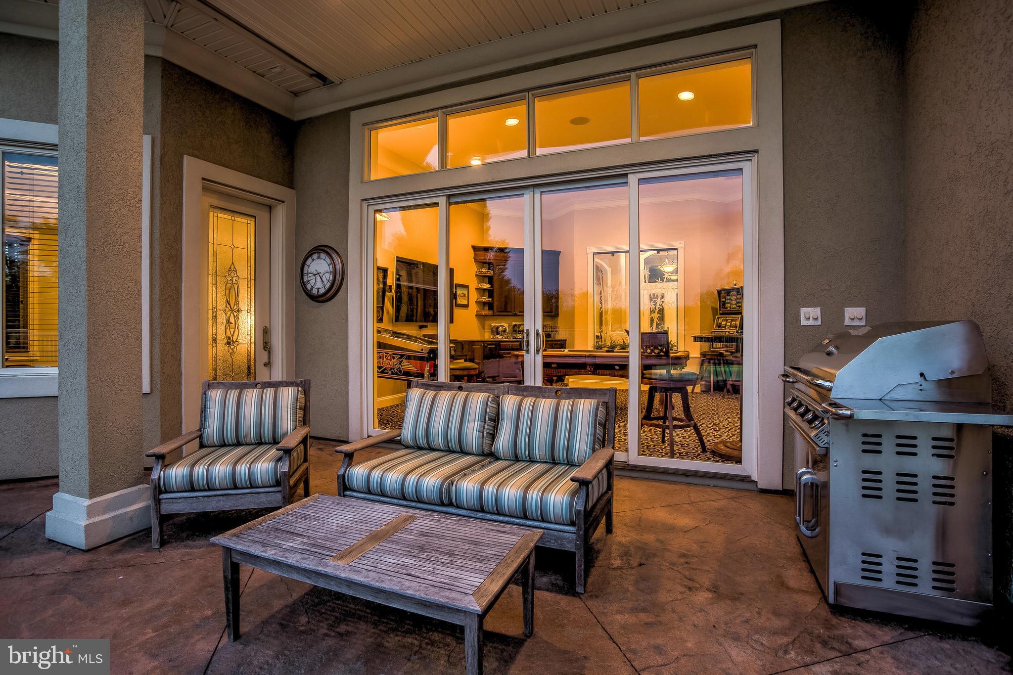 BOWLEYS QUARTERS - Residential