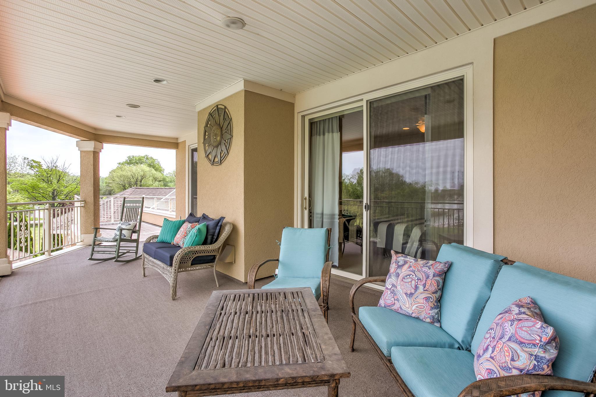 BOWLEYS QUARTERS - Residential