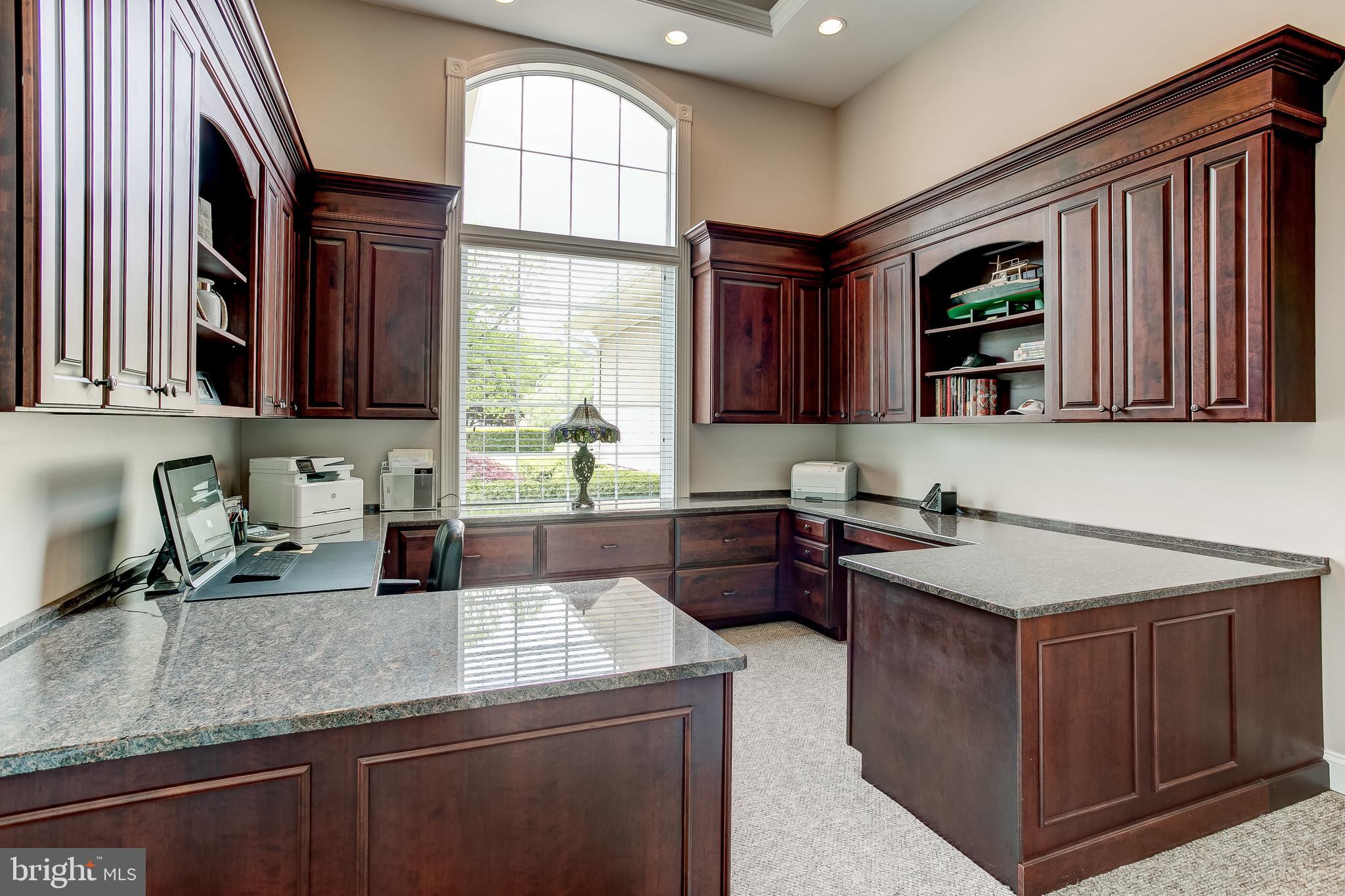 BOWLEYS QUARTERS - Residential
