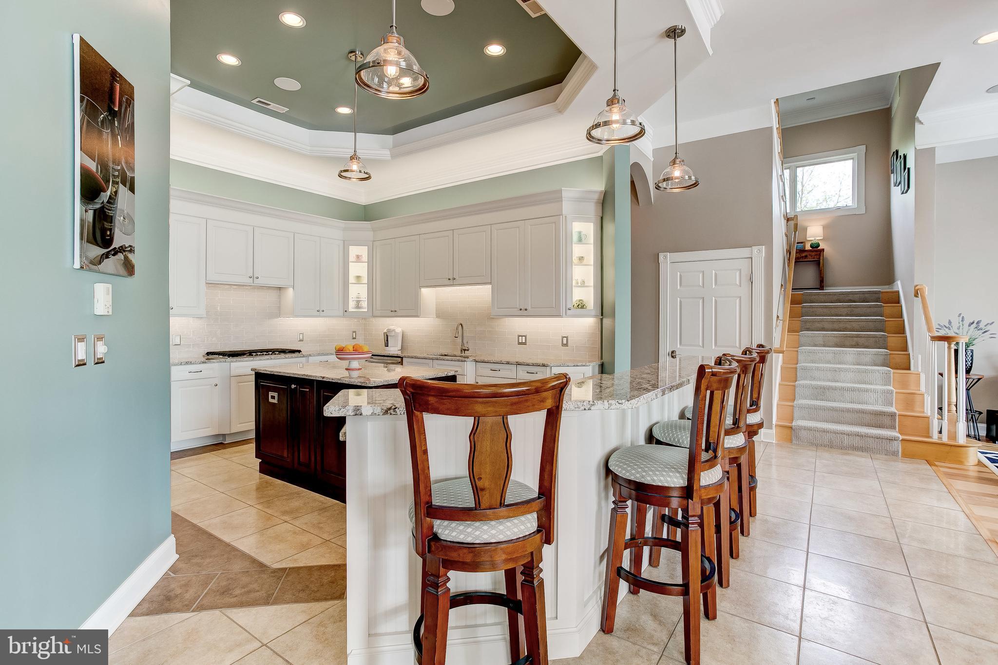 BOWLEYS QUARTERS - Residential