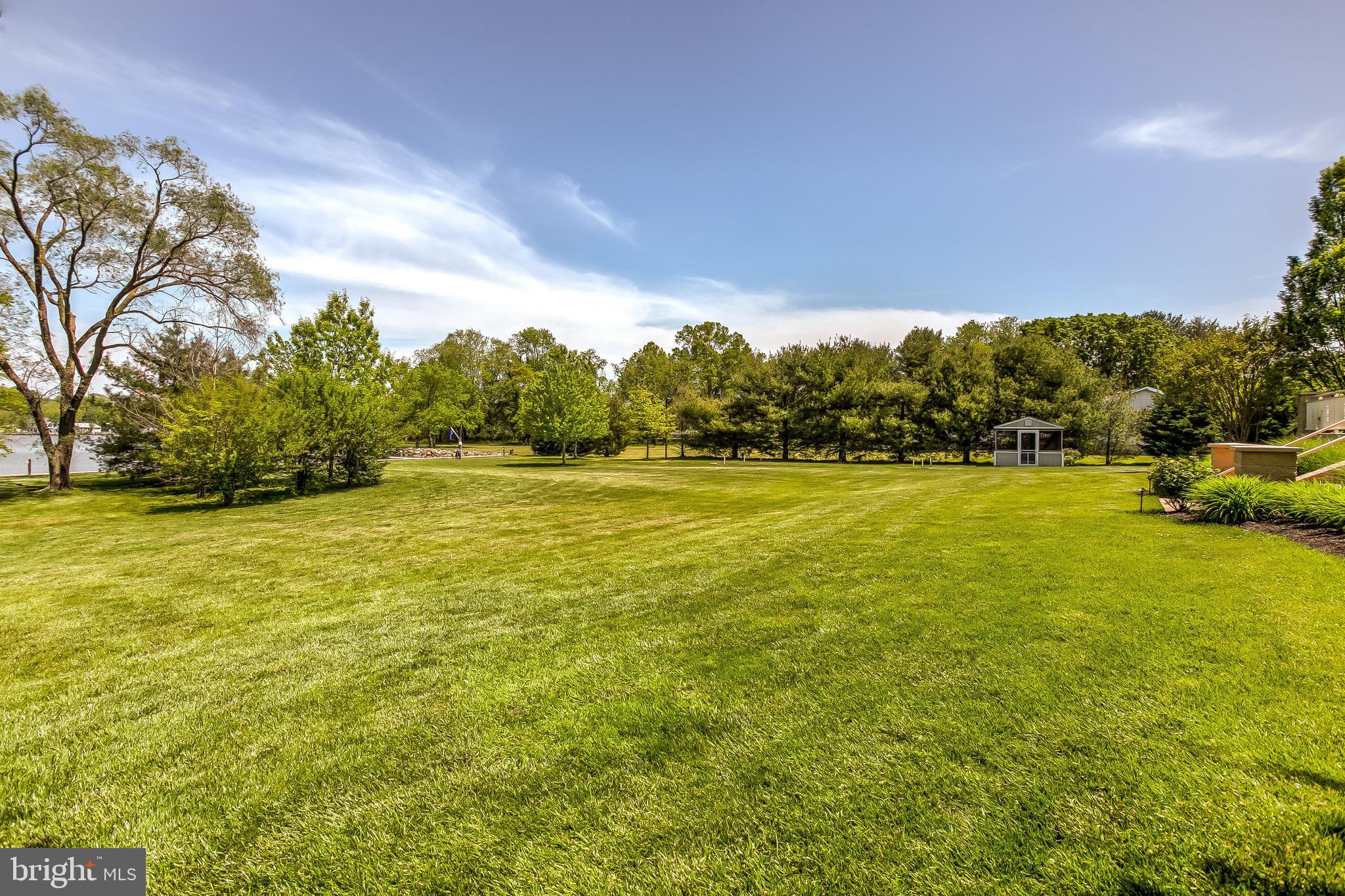 BOWLEYS QUARTERS - Residential