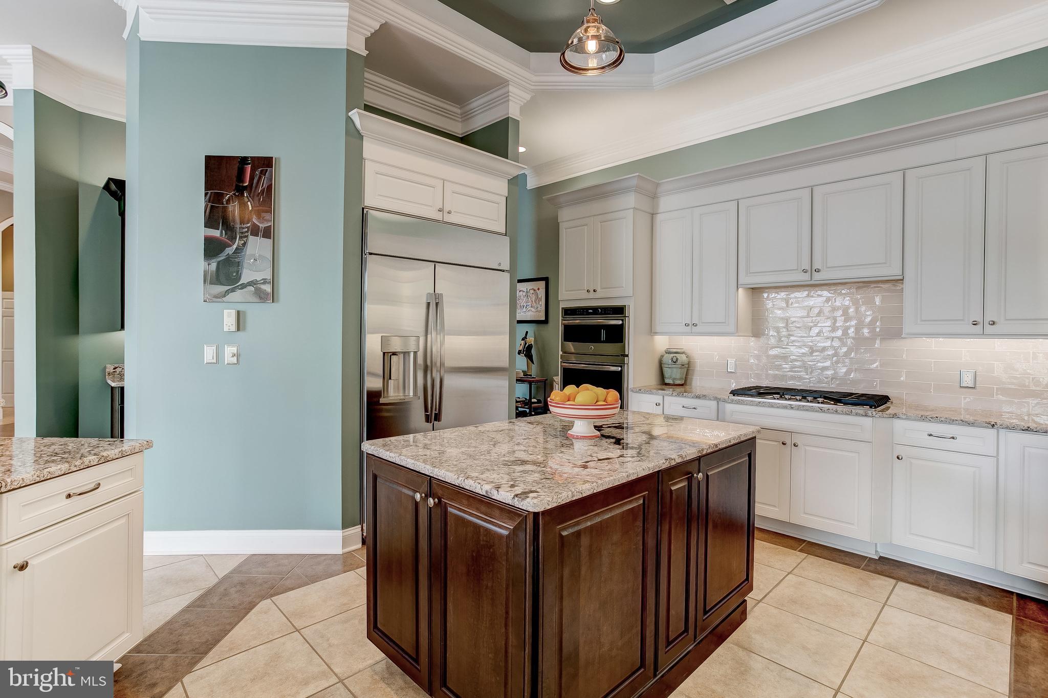 BOWLEYS QUARTERS - Residential