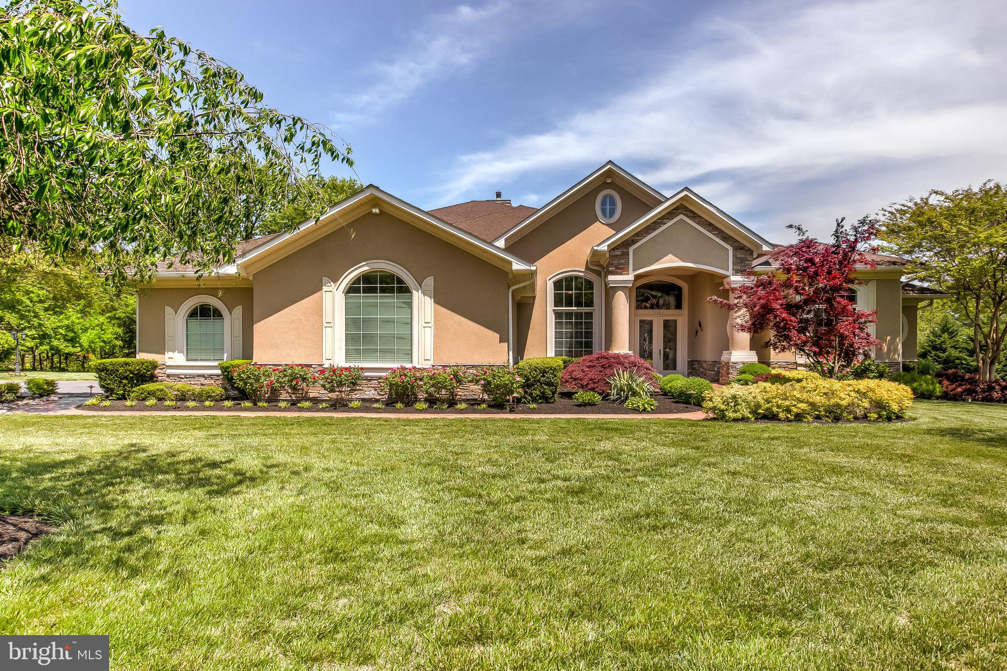 BOWLEYS QUARTERS - Residential