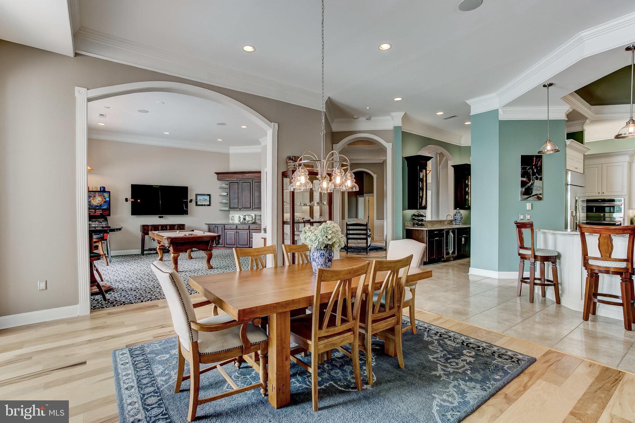 BOWLEYS QUARTERS - Residential