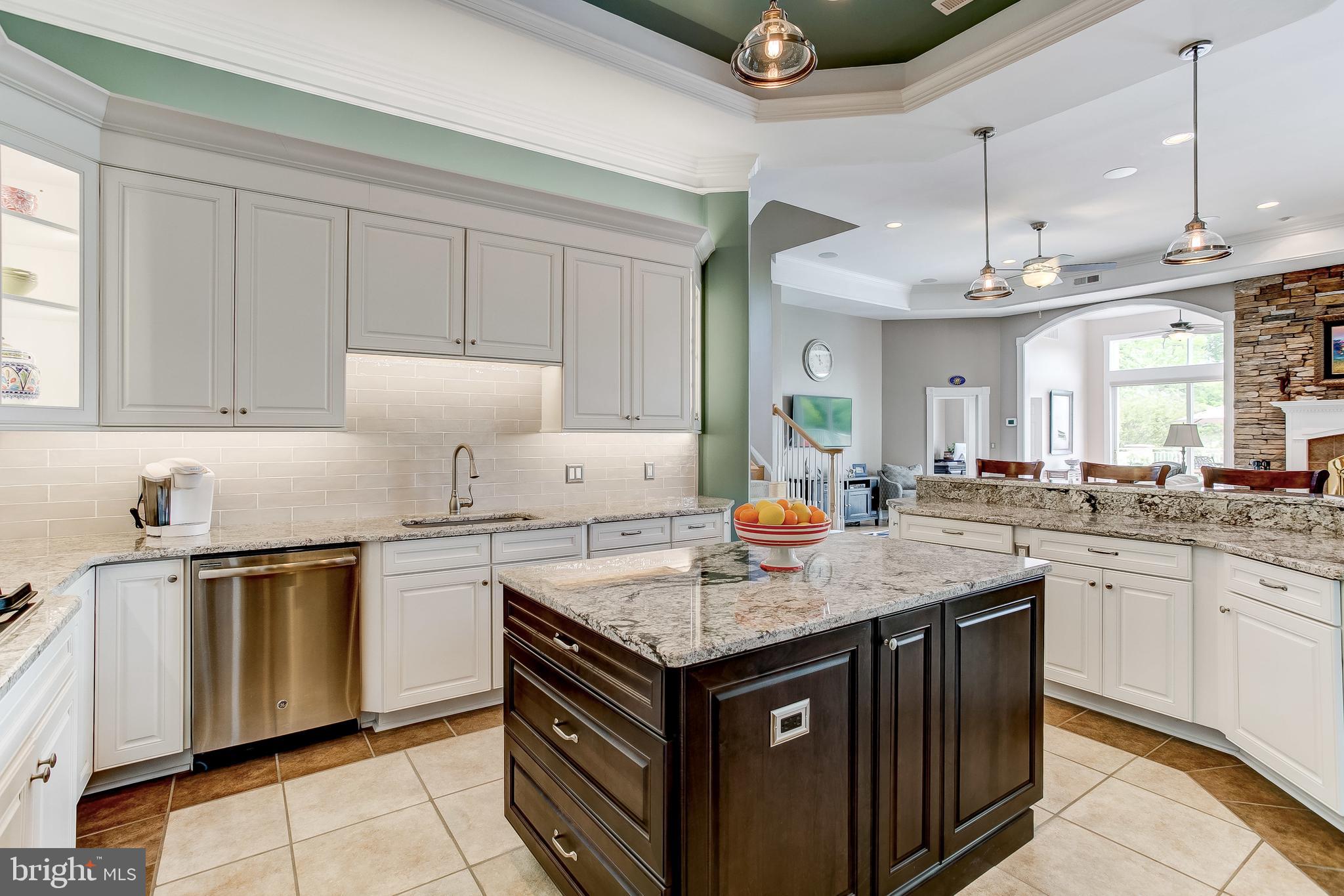 BOWLEYS QUARTERS - Residential