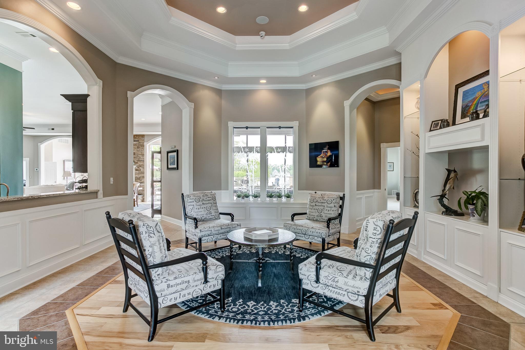 BOWLEYS QUARTERS - Residential