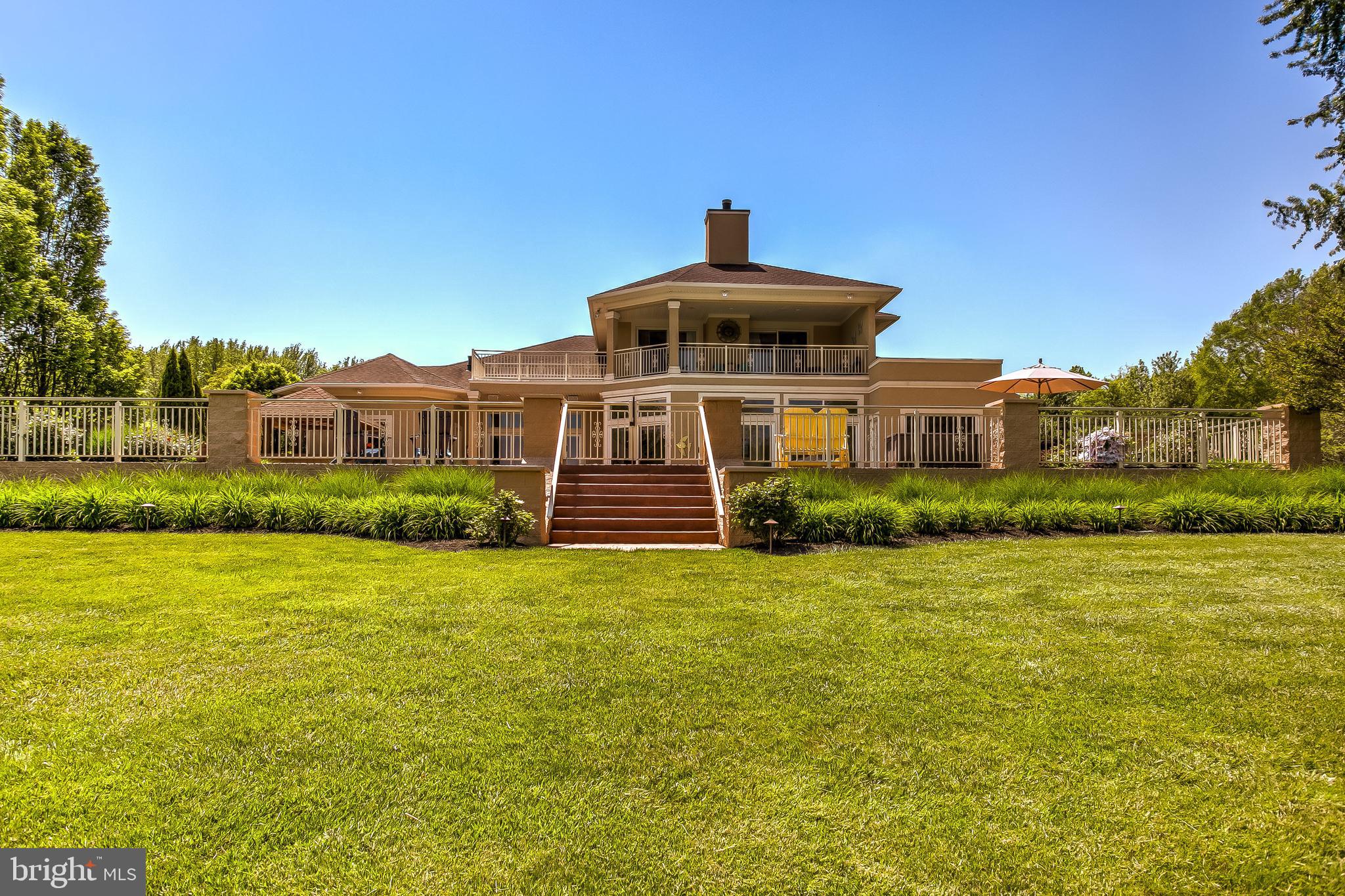 BOWLEYS QUARTERS - Residential