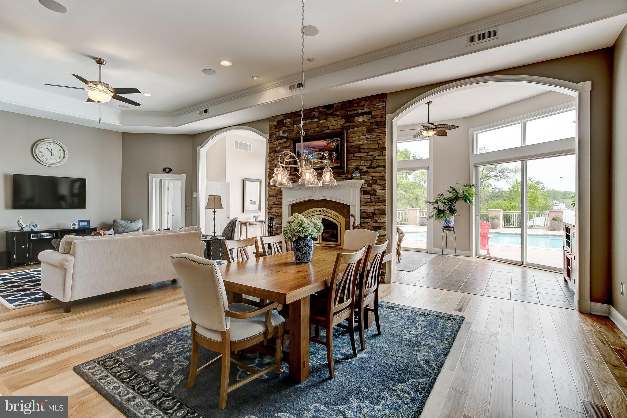BOWLEYS QUARTERS - Residential