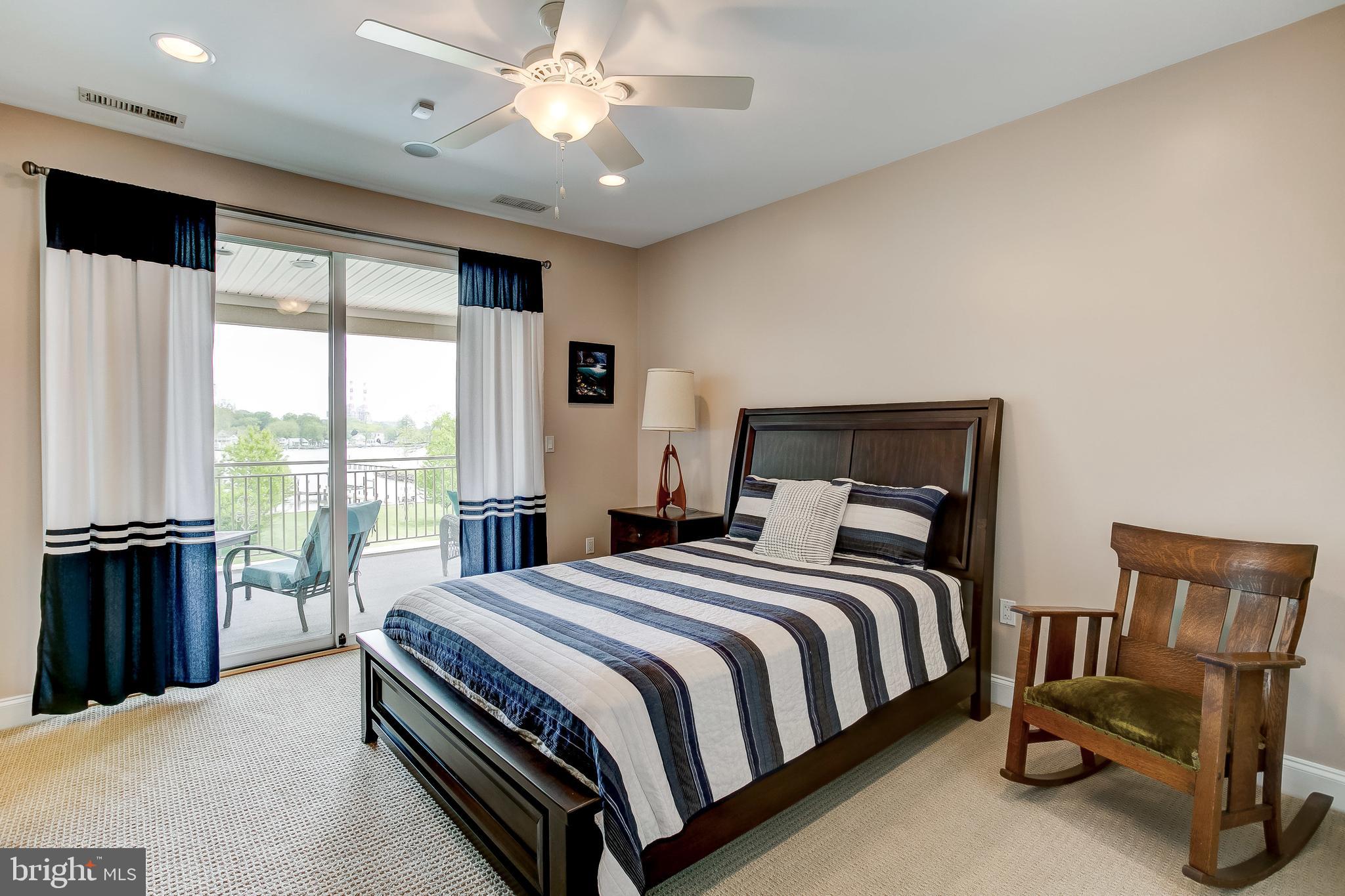 BOWLEYS QUARTERS - Residential