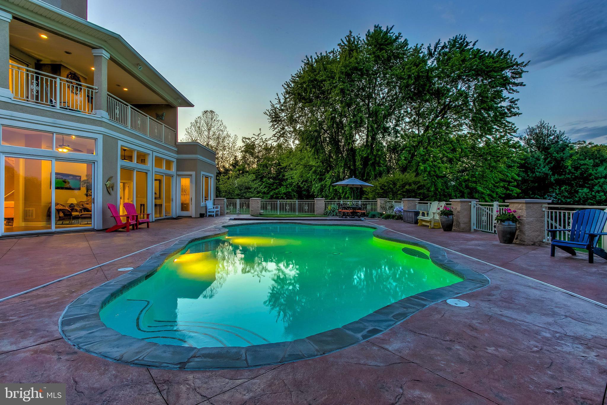 BOWLEYS QUARTERS - Residential
