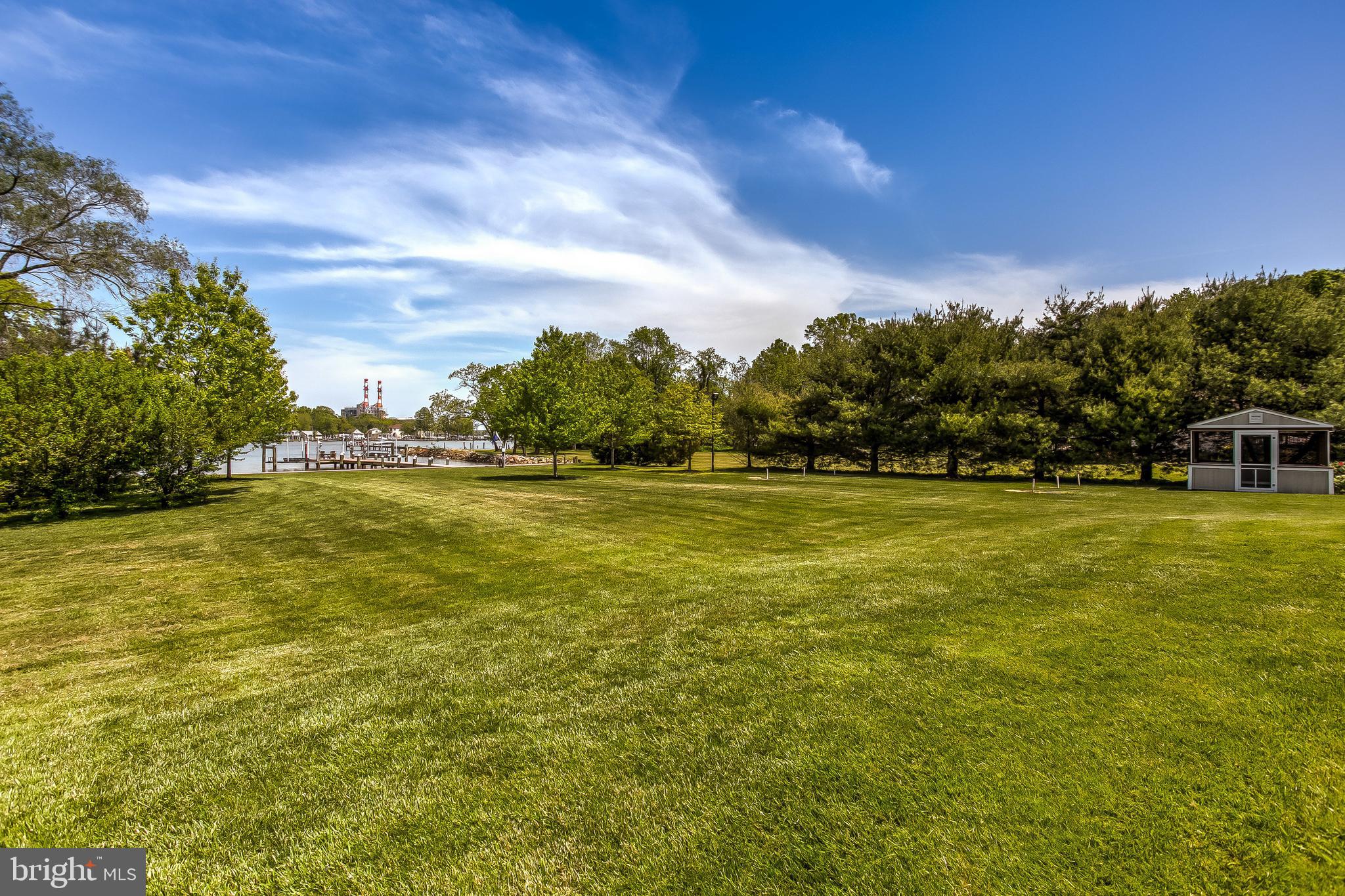 BOWLEYS QUARTERS - Residential