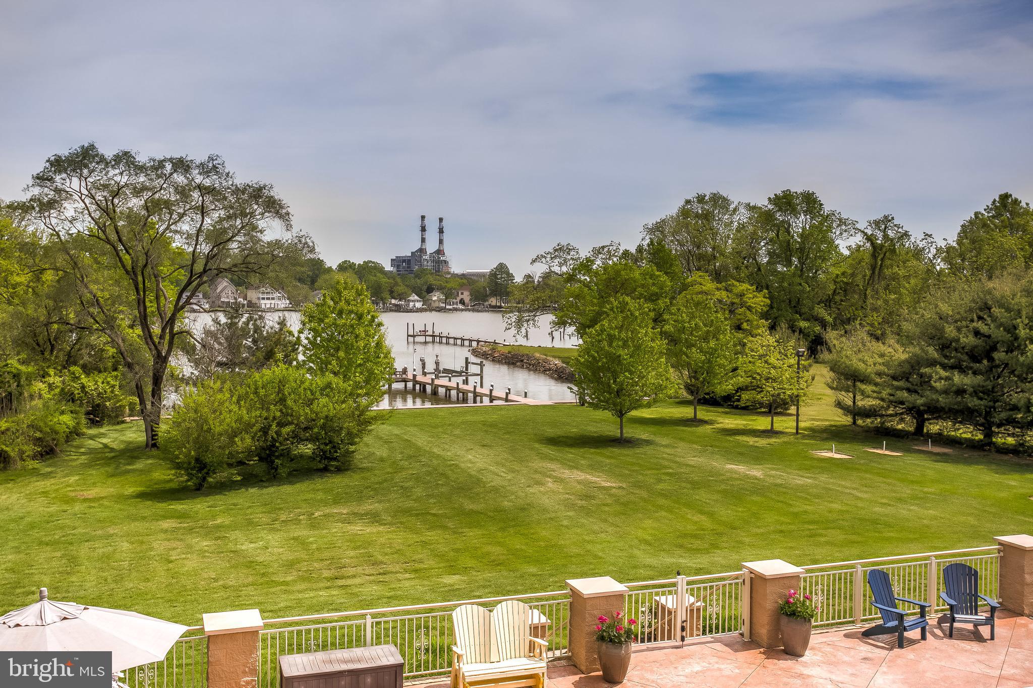 BOWLEYS QUARTERS - Residential