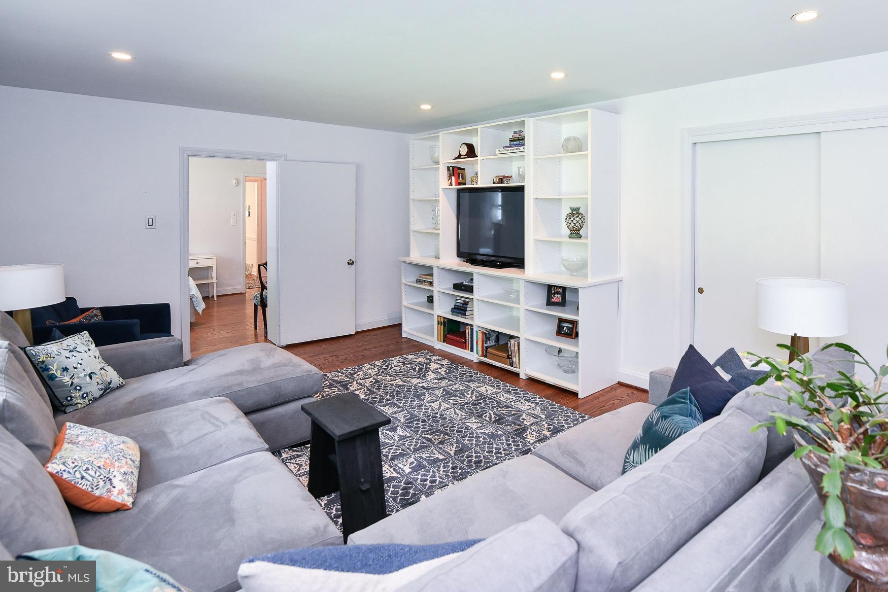 PENN VALLEY - Residential