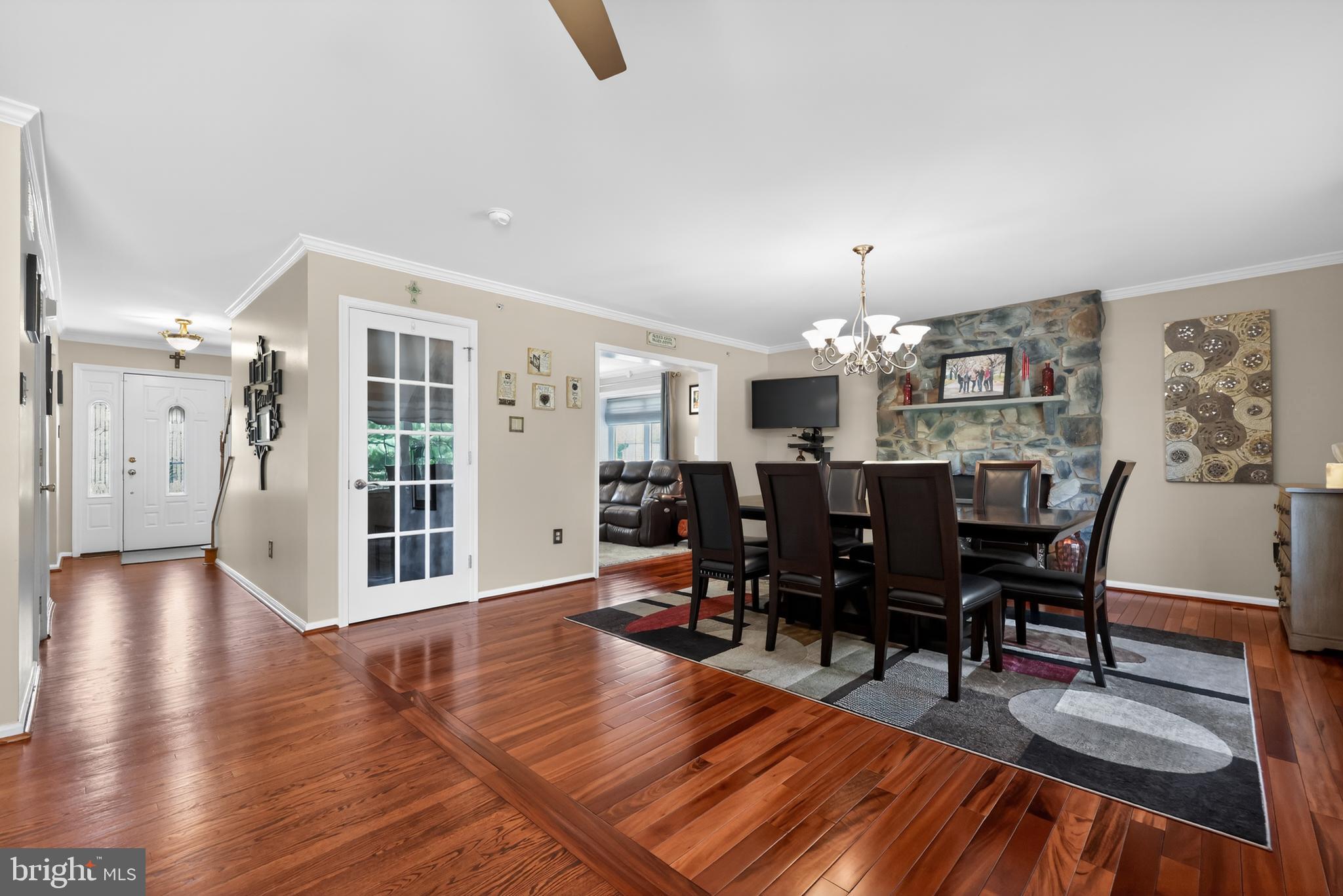 SOMERSET WALK - Residential
