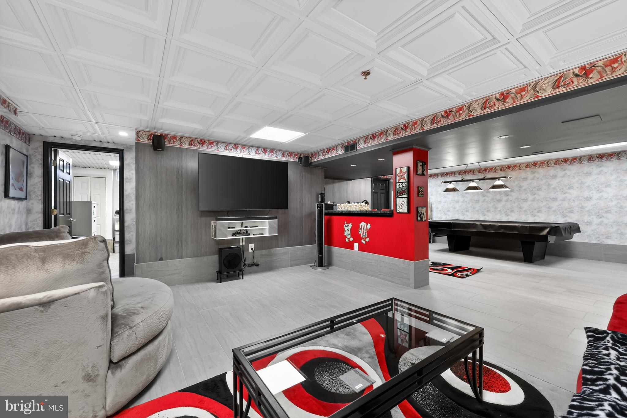 SOMERSET WALK - Residential