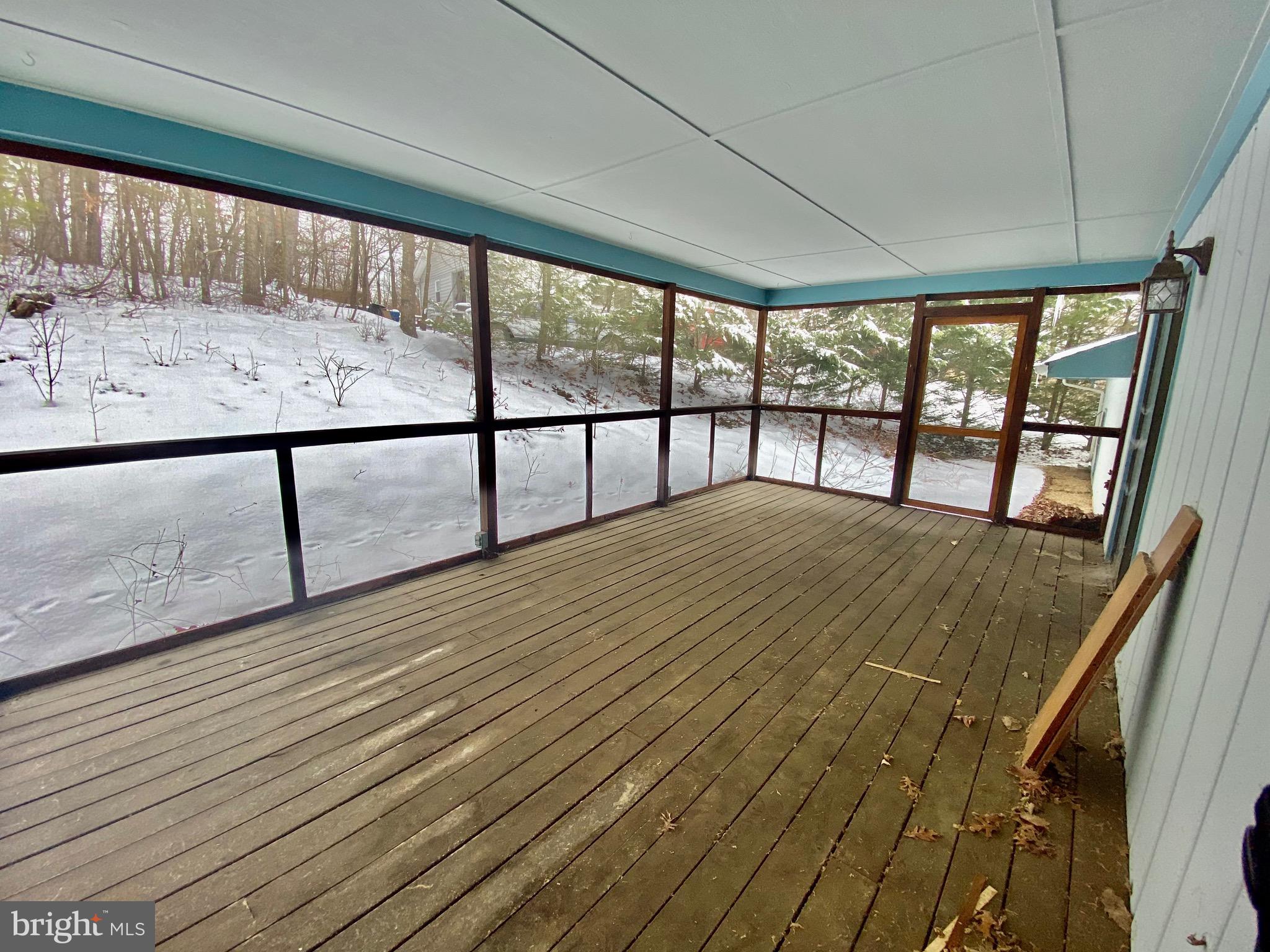LAKE HOLIDAY ESTATES - Residential Lease