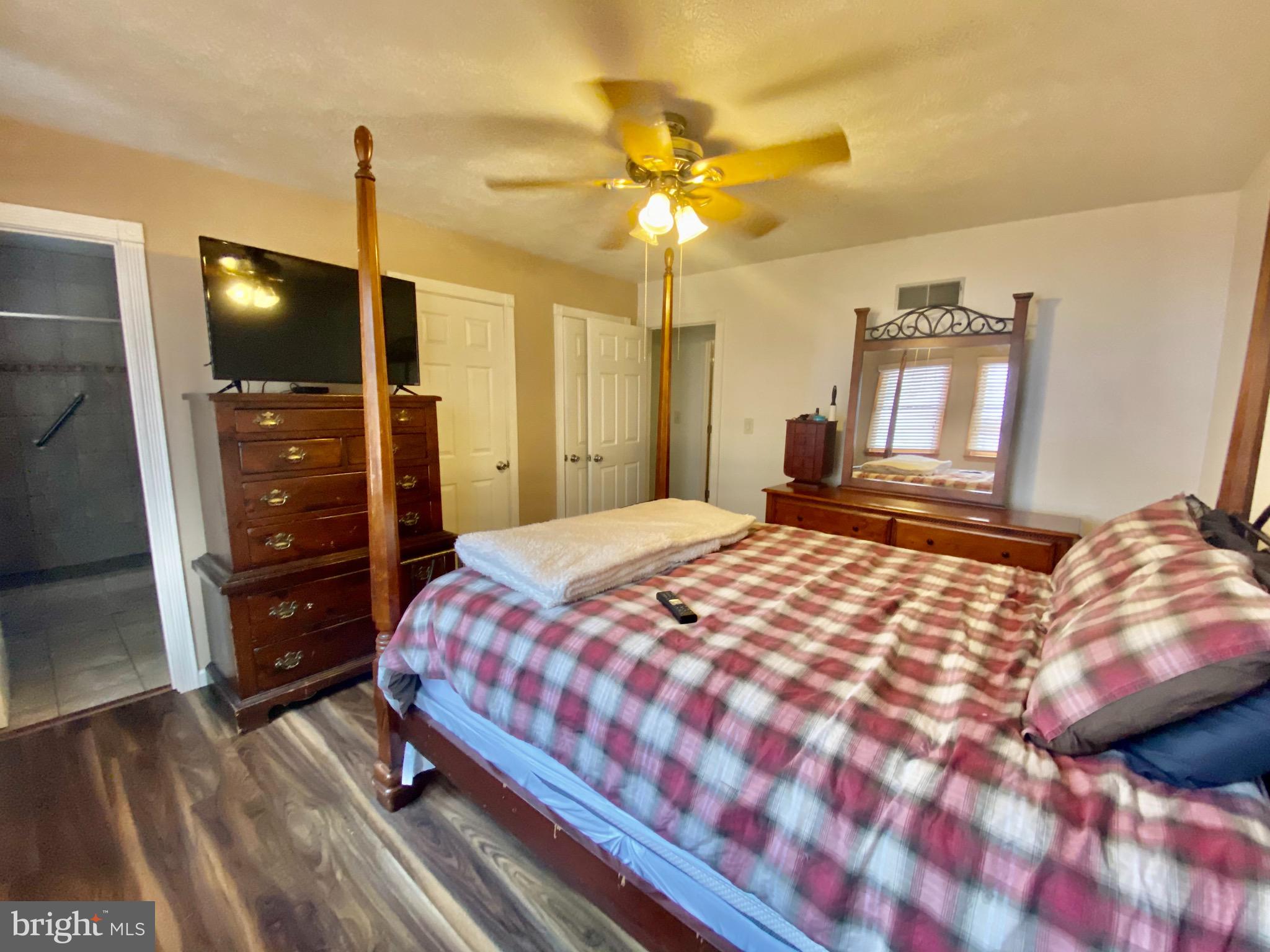 LAKE HOLIDAY ESTATES - Residential Lease