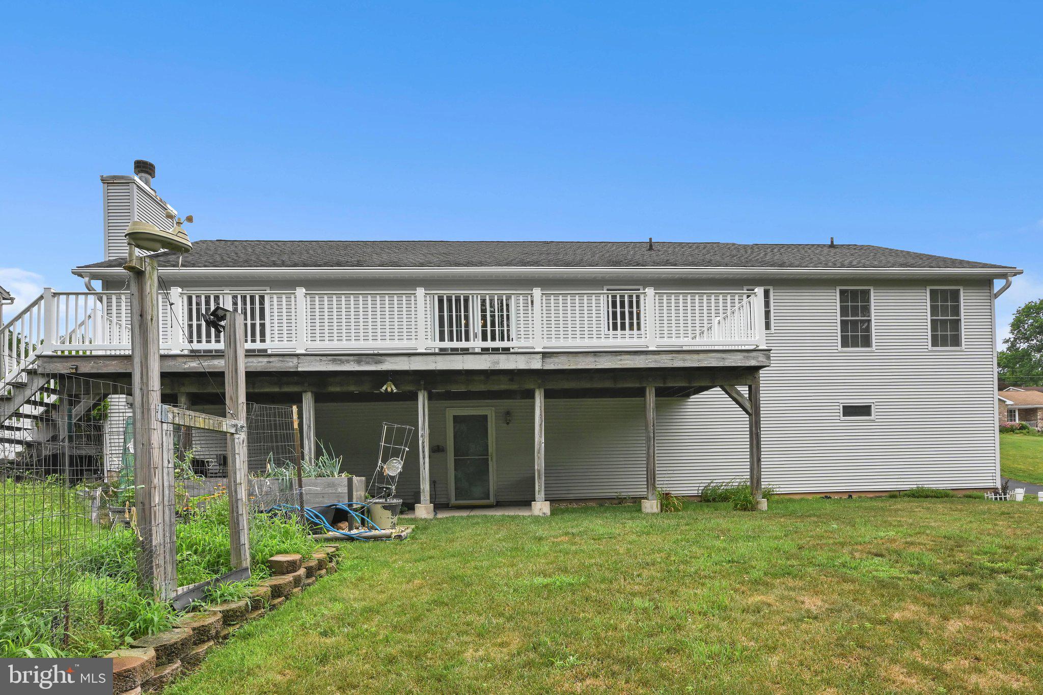 FOREST HILLS - Residential