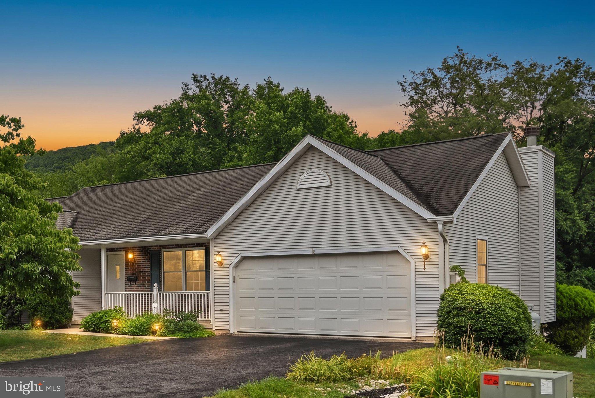 FOREST HILLS - Residential