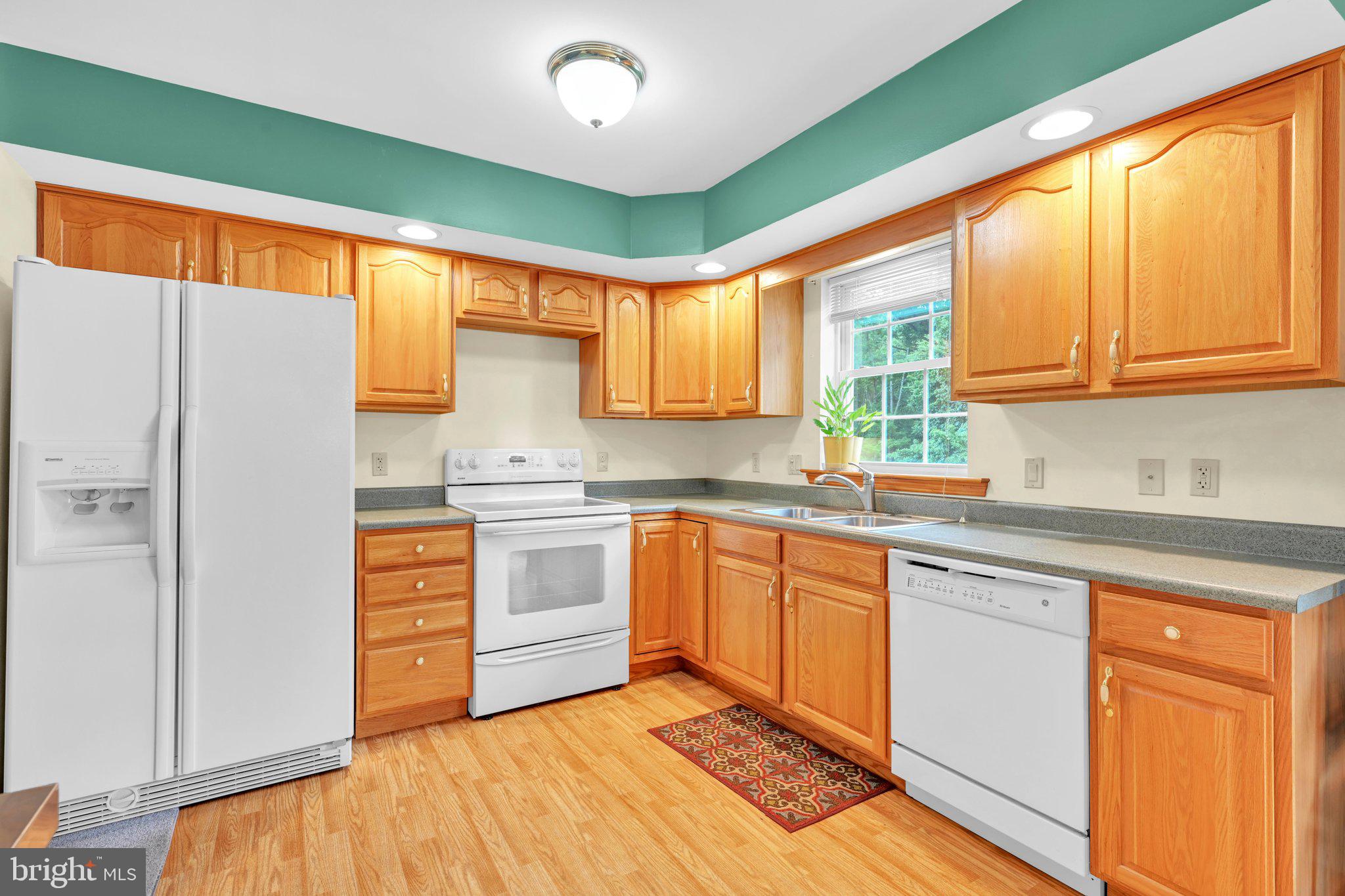 FOREST HILLS - Residential