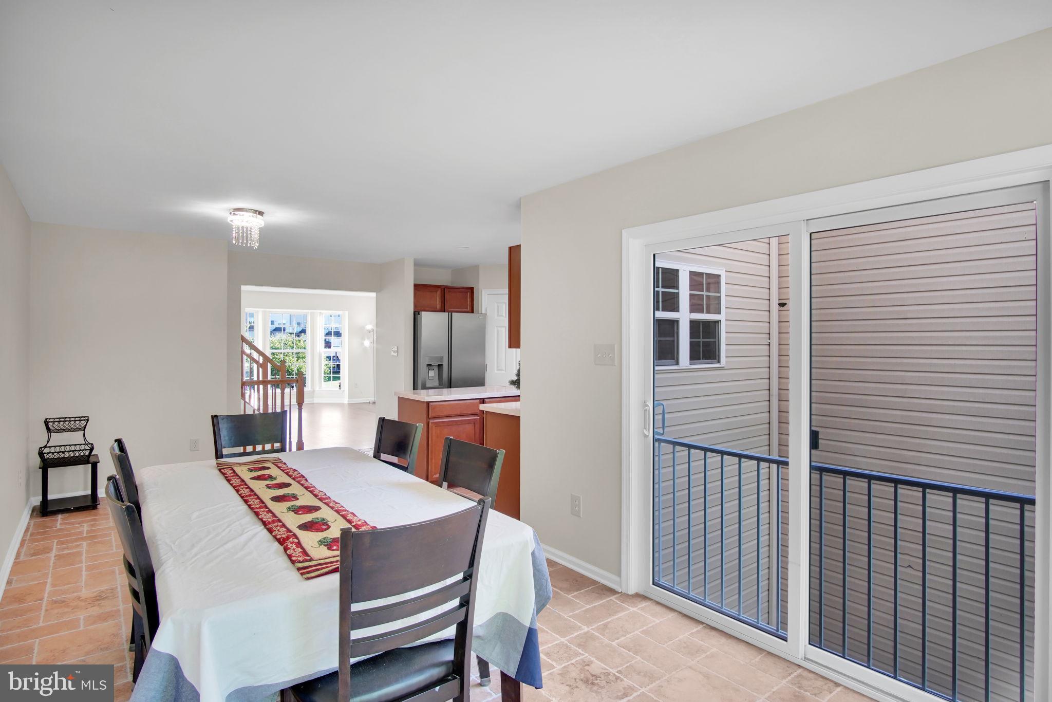 COUNTRY RIDGE - Residential
