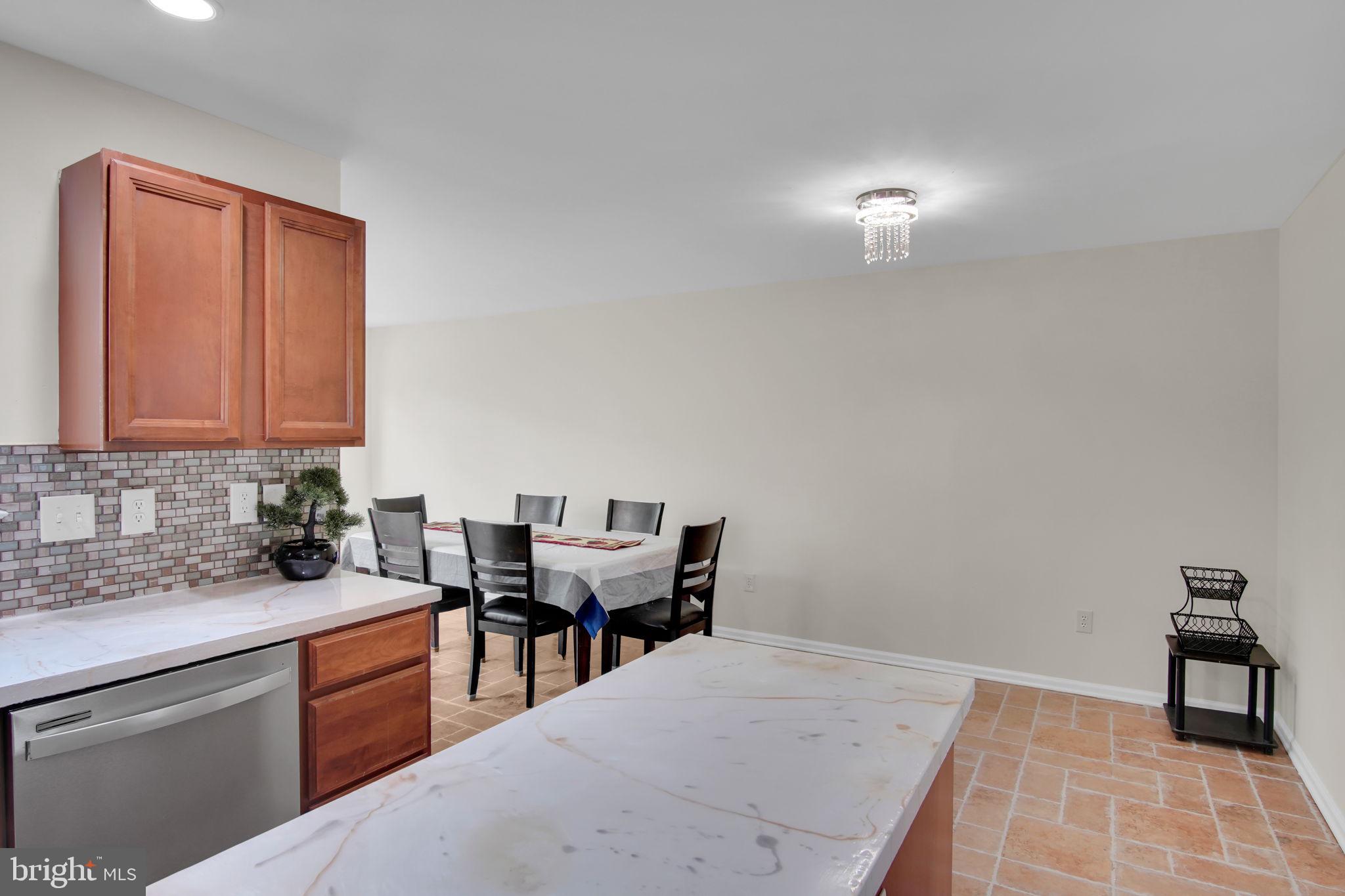 COUNTRY RIDGE - Residential