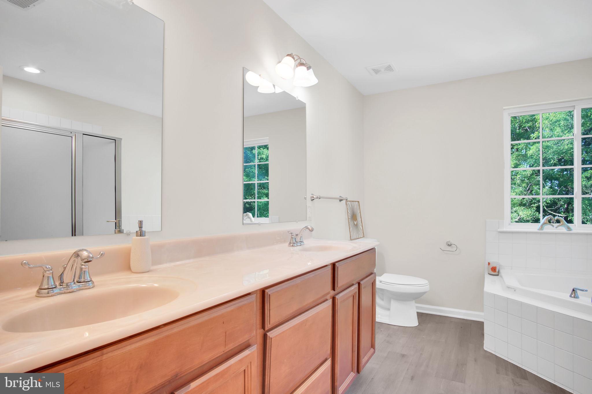 COUNTRY RIDGE - Residential