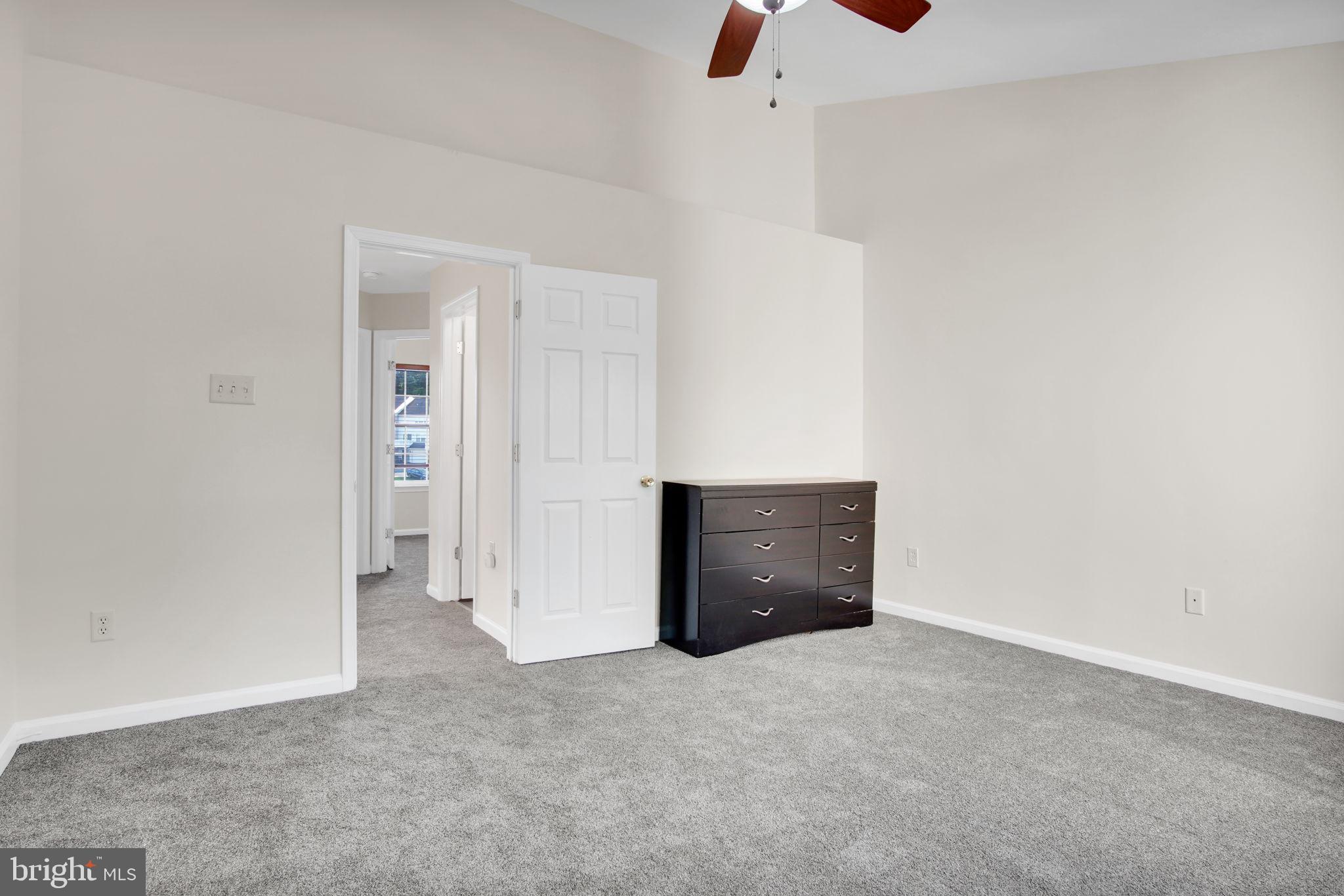COUNTRY RIDGE - Residential