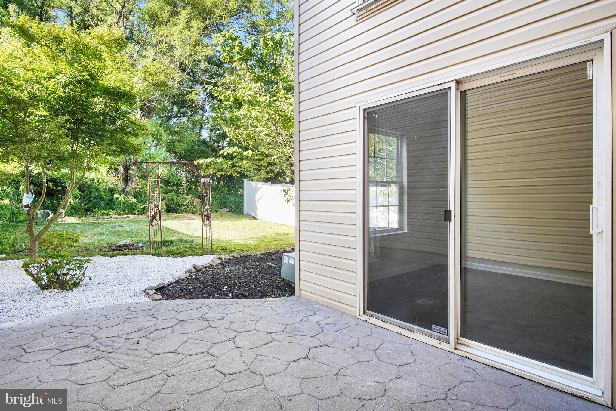 COUNTRY RIDGE - Residential