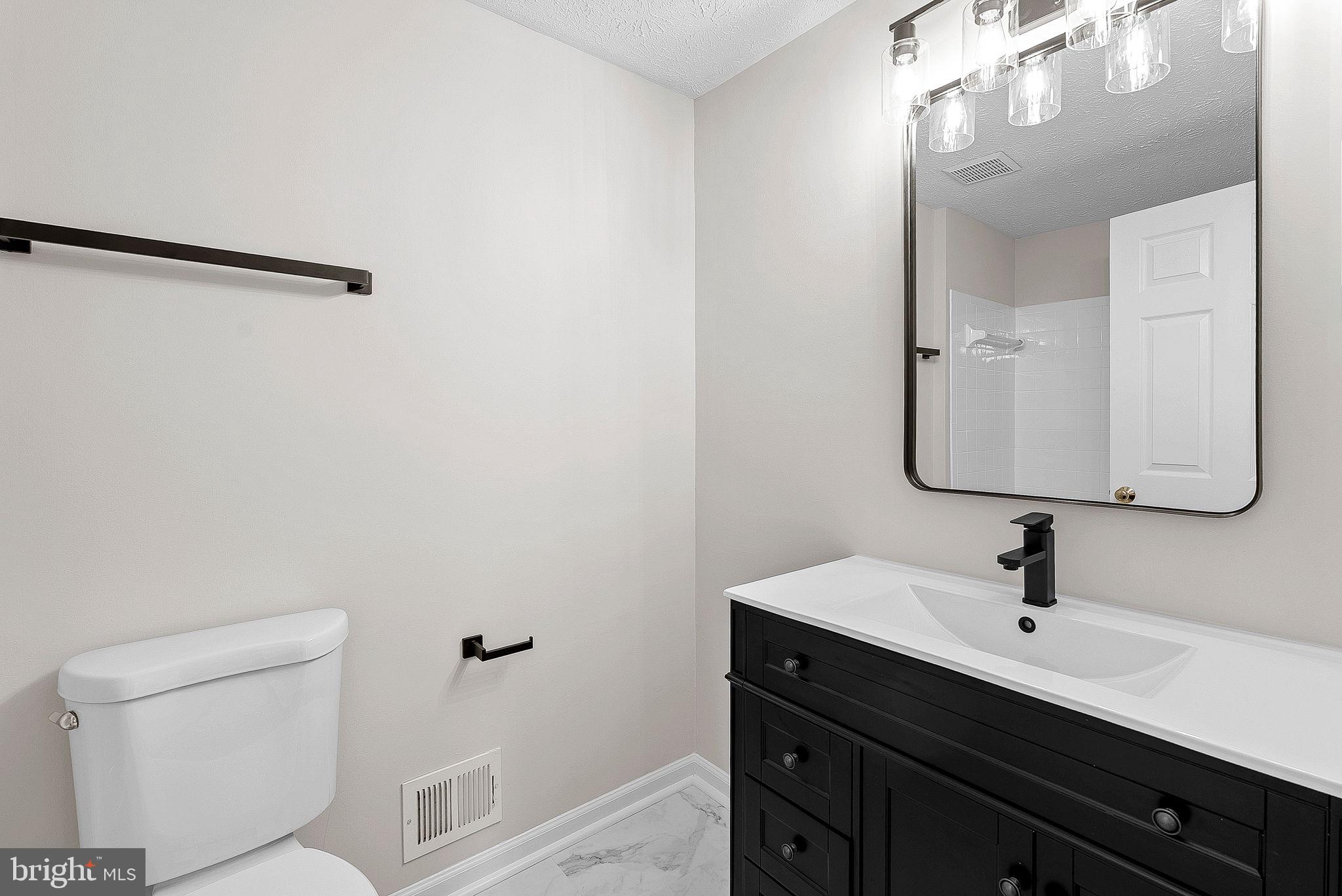 LONGWOOD KNOLLS - Residential