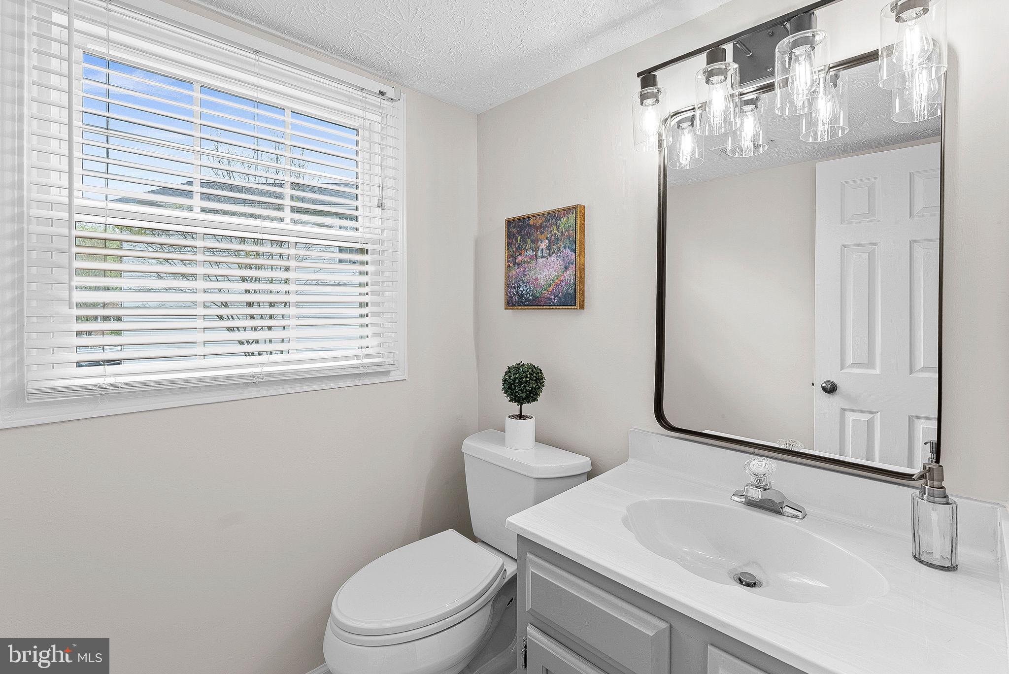 LONGWOOD KNOLLS - Residential