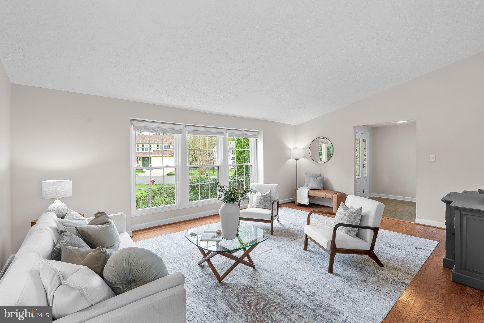 LONGWOOD KNOLLS - Residential