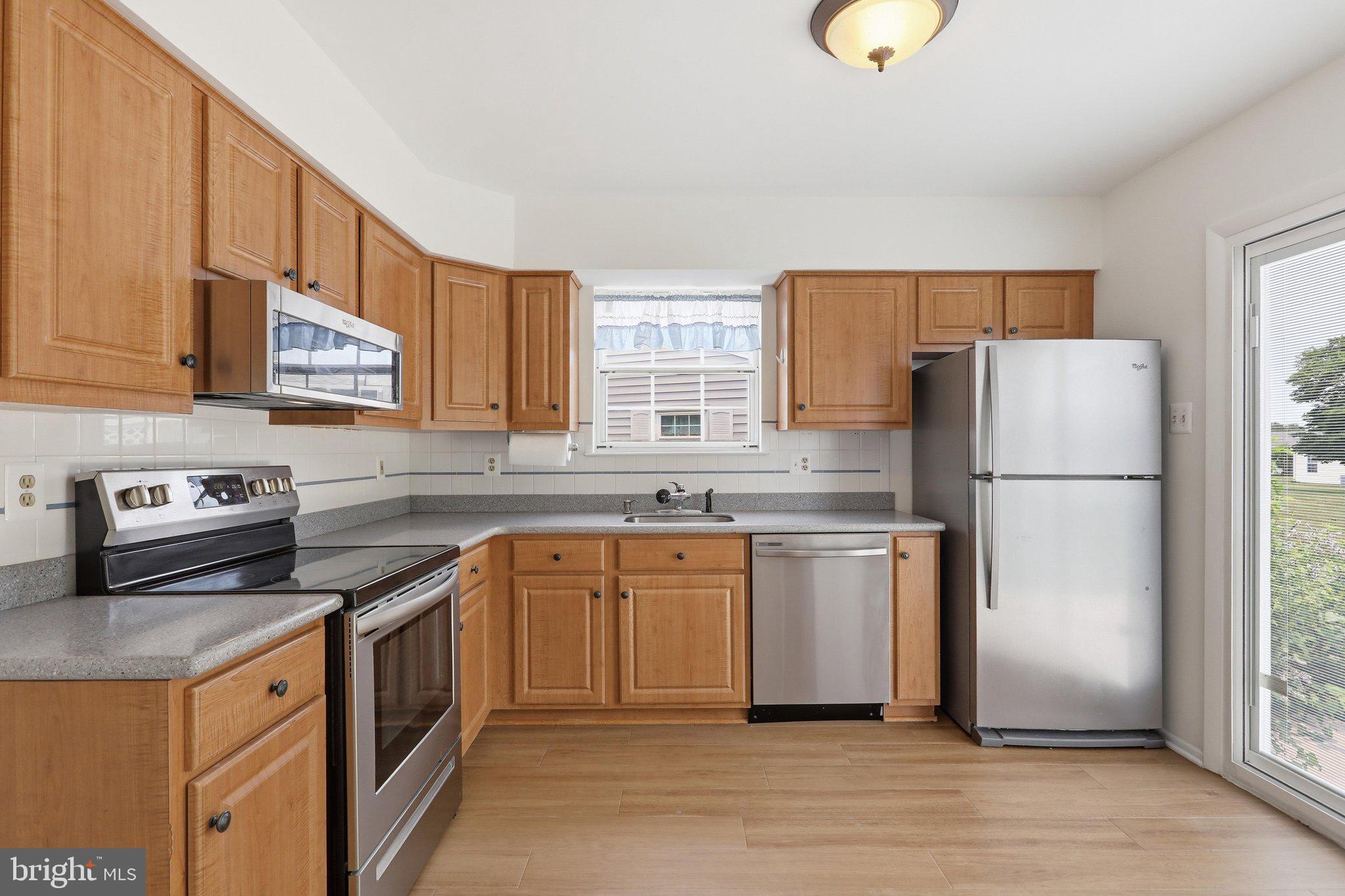 CRESTWOOD VILLAGE - Residential