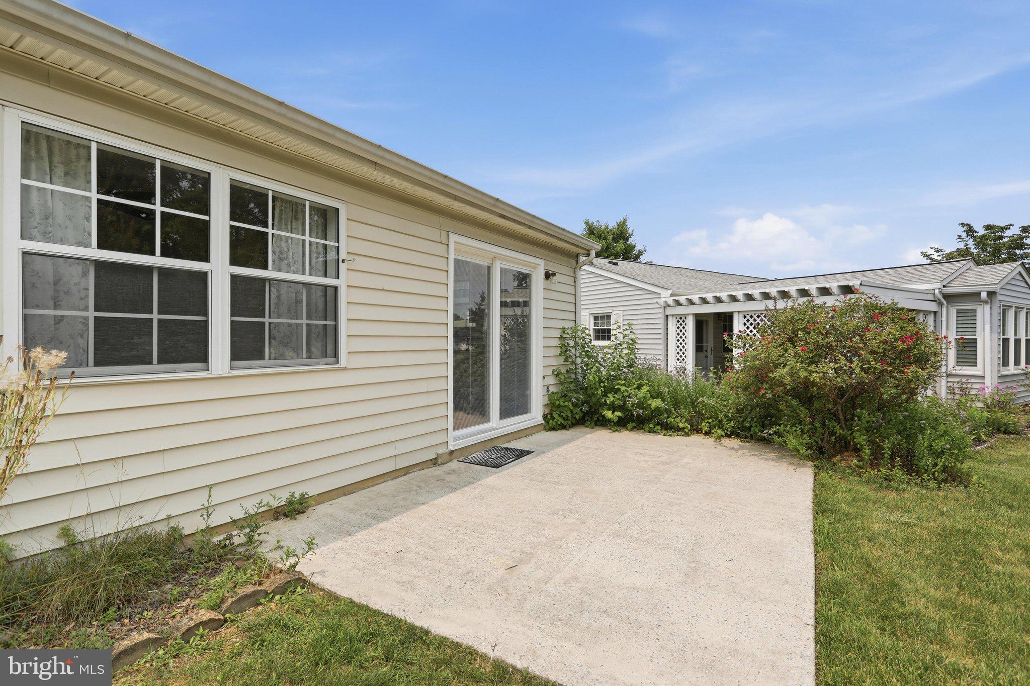 CRESTWOOD VILLAGE - Residential
