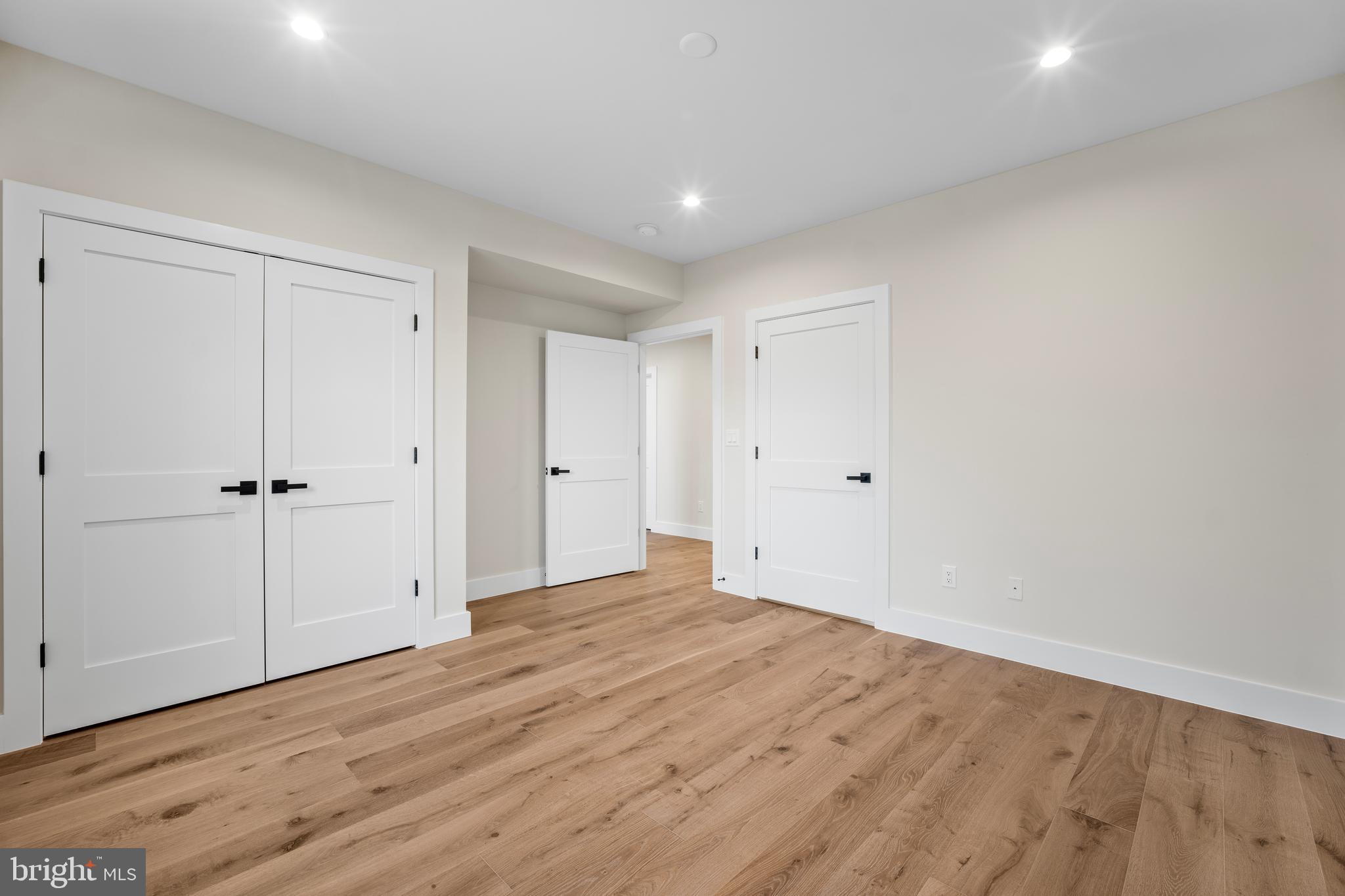 DANA HEIGHTS - Residential