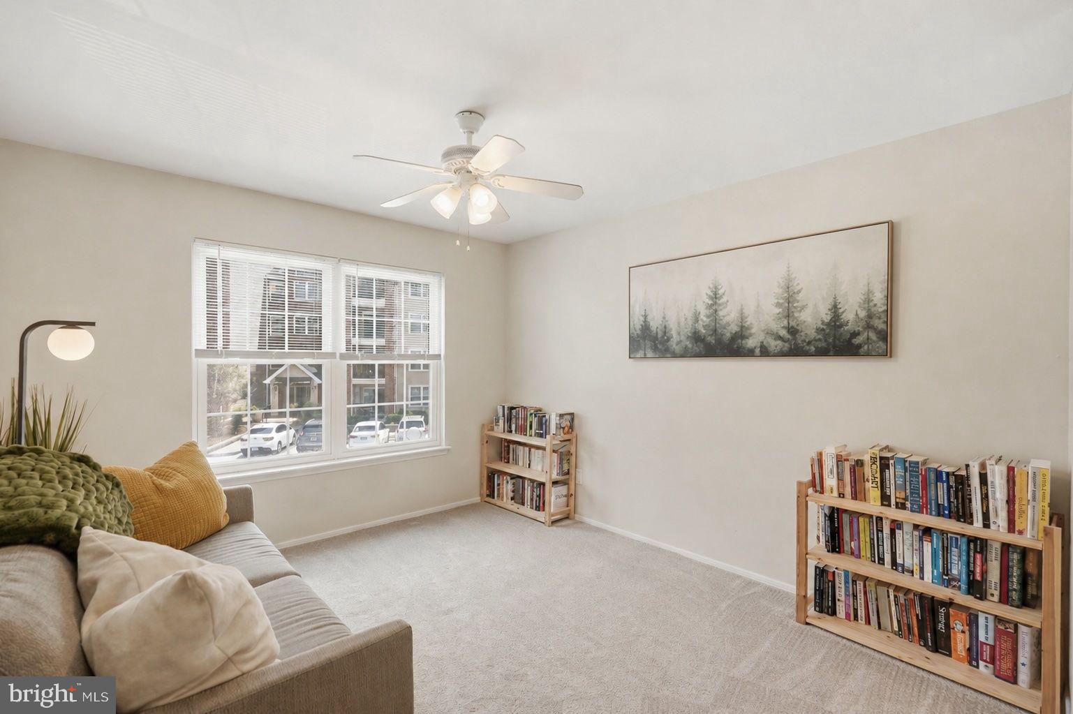POINTE AT PARK CENTER - Residential