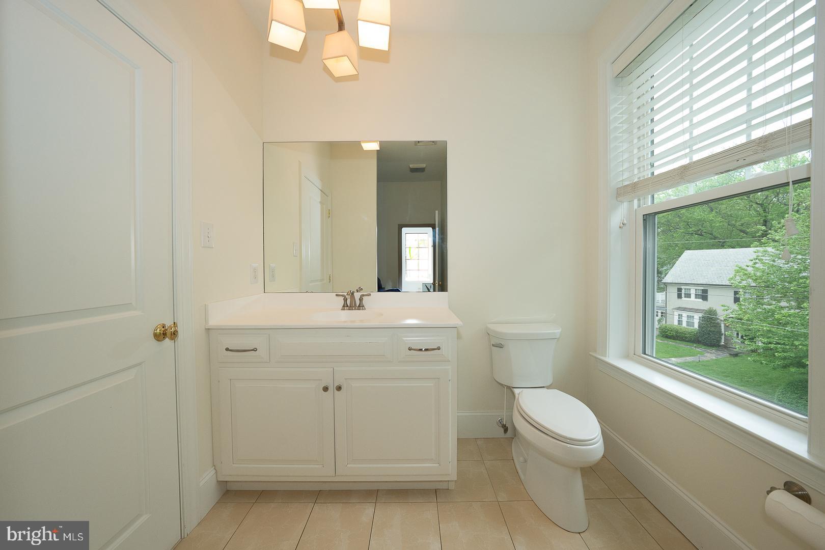 WHITEHALL - Residential