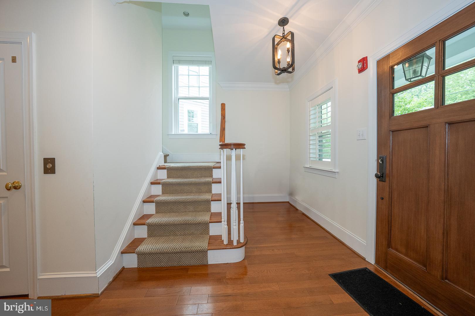 WHITEHALL - Residential