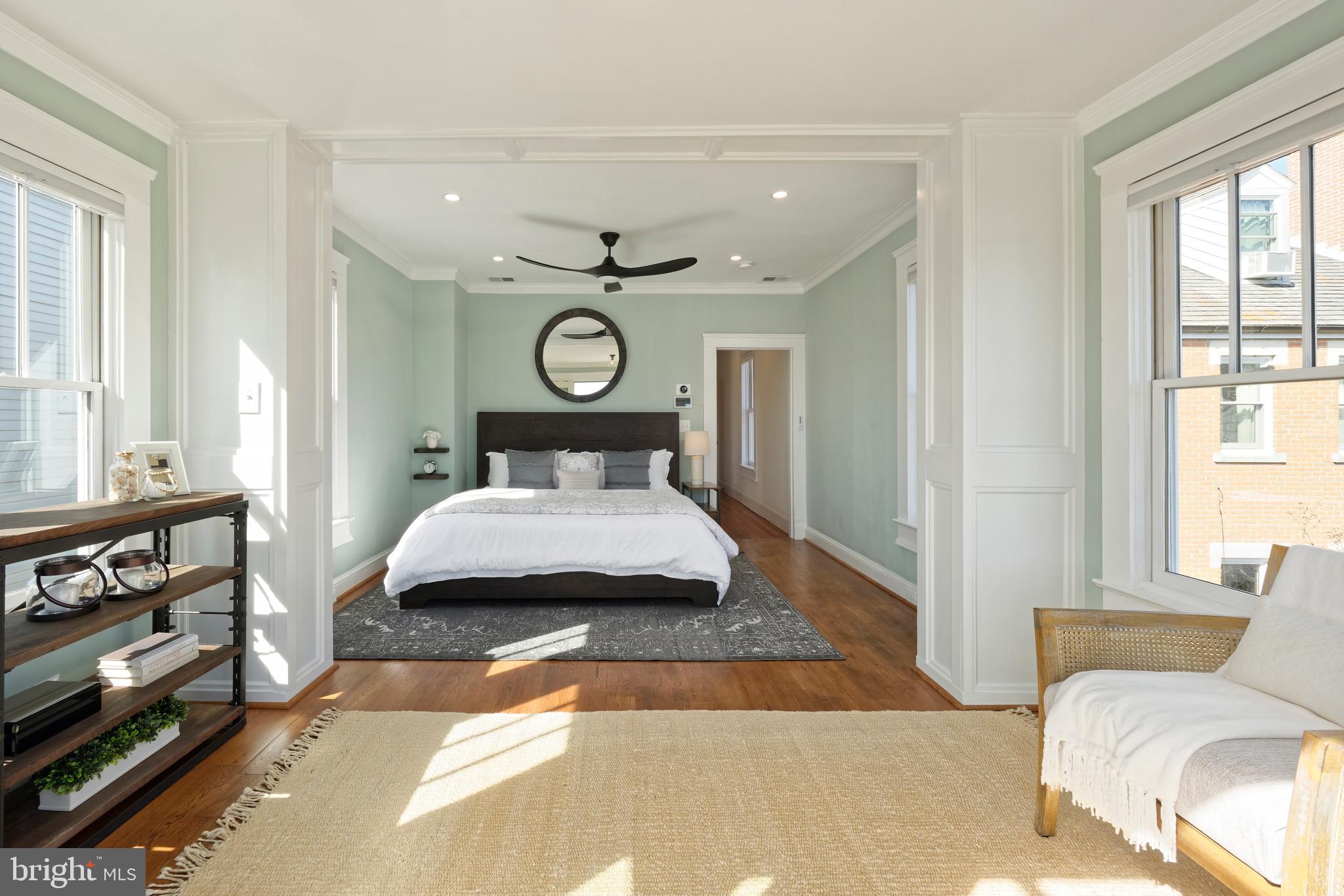 OLD TOWN ALEXANDRIA - Residential