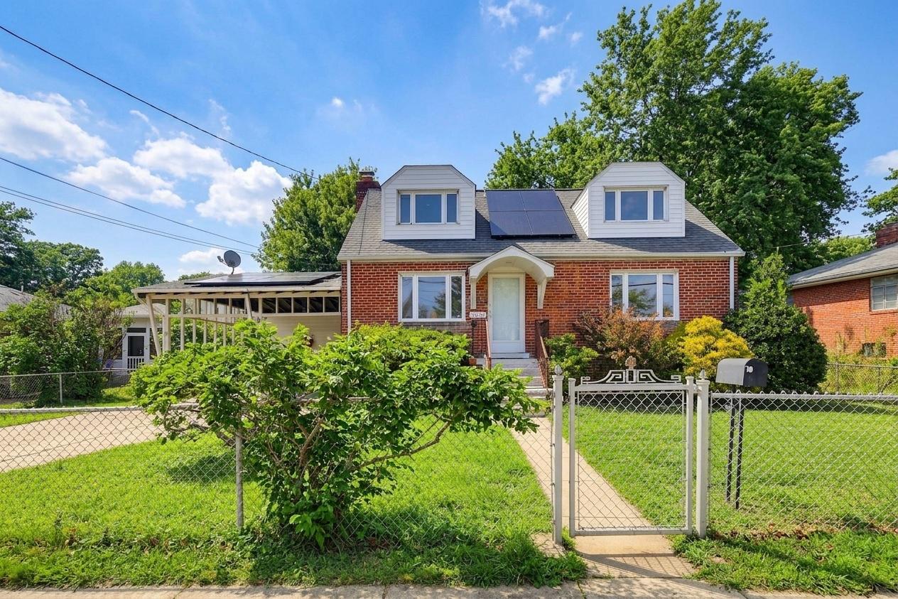 CARROLL KNOLLS - Residential