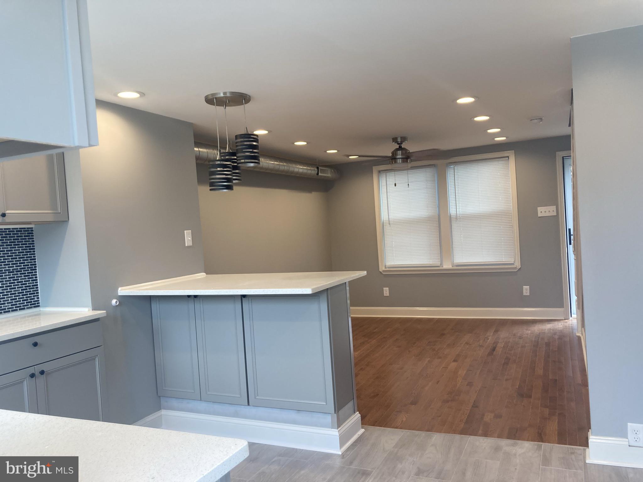 PORT RICHMOND - Residential