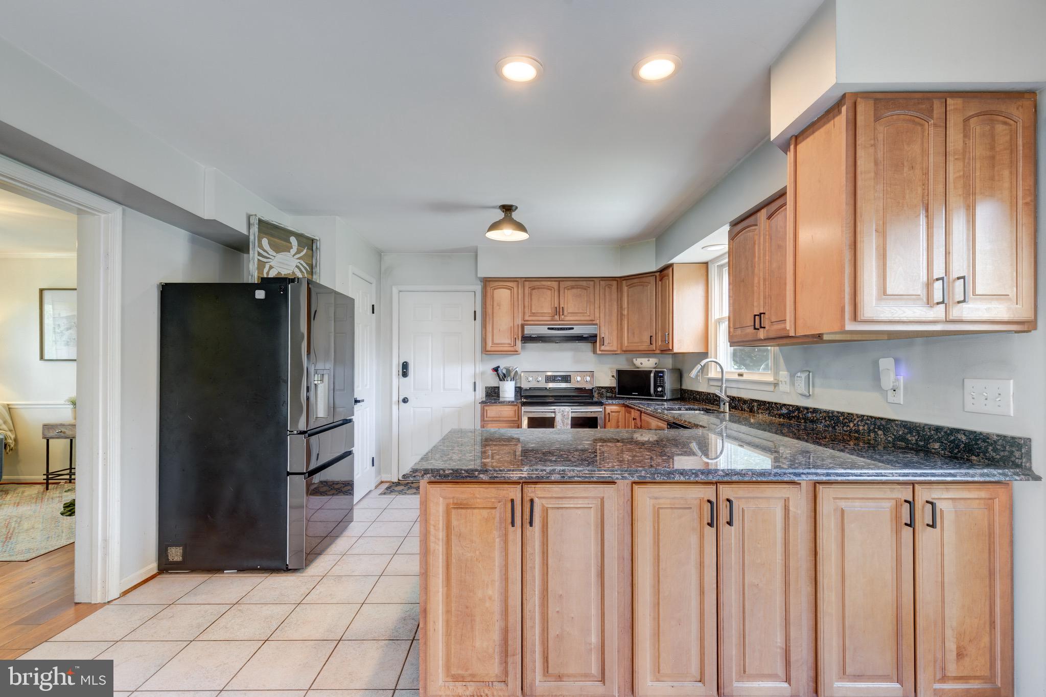 VILLAGE GREEN ESTATES - Residential