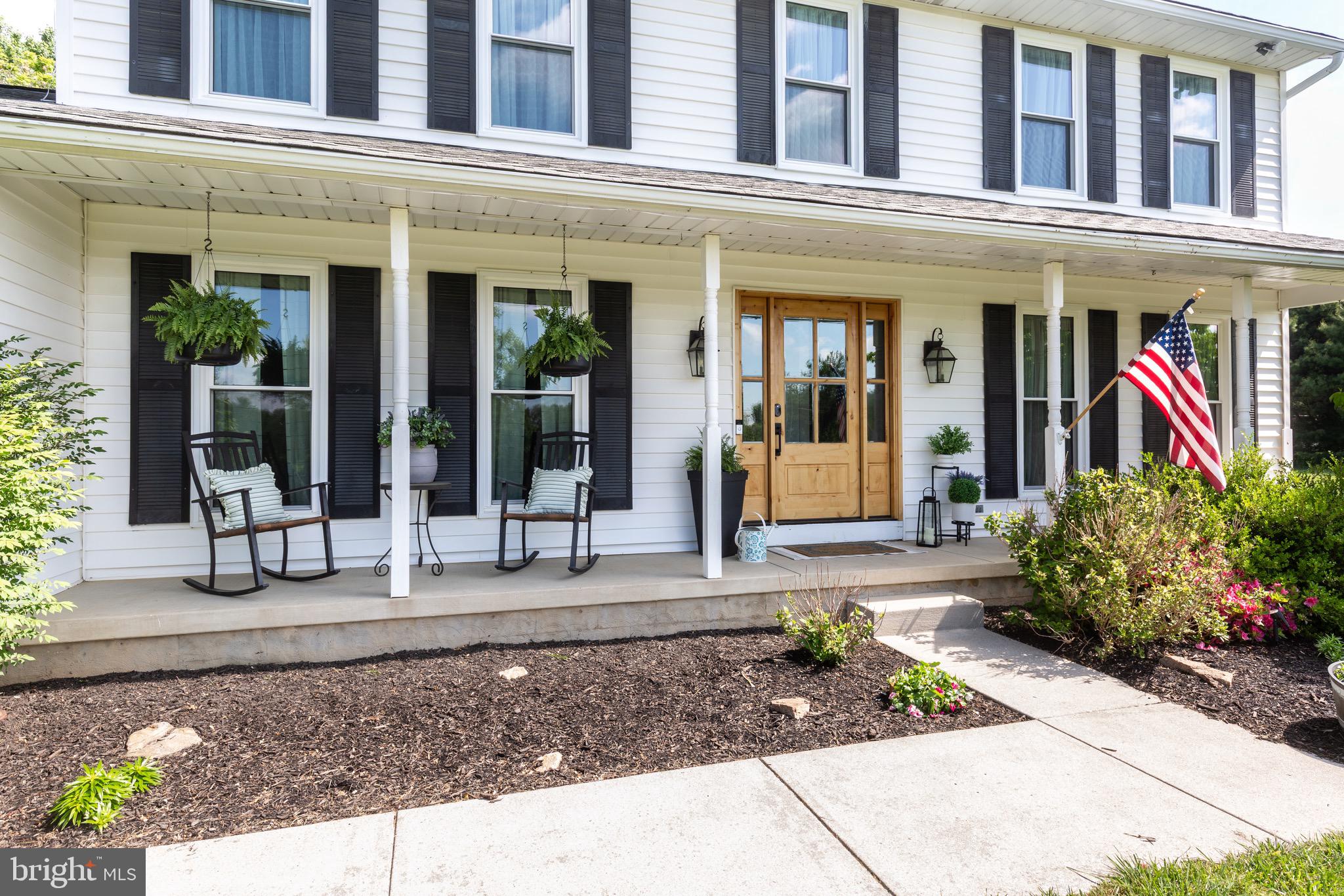 VILLAGE GREEN ESTATES - Residential