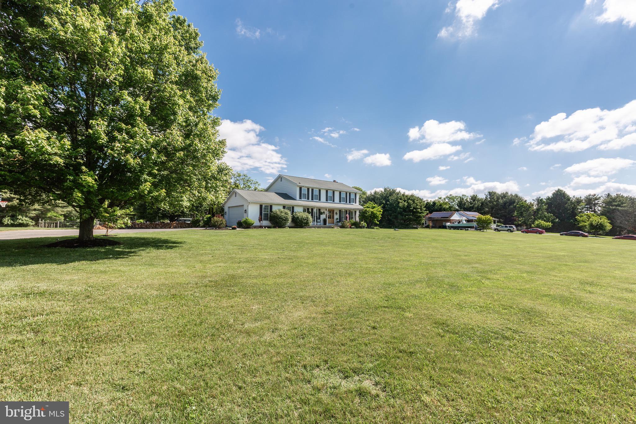 VILLAGE GREEN ESTATES - Residential