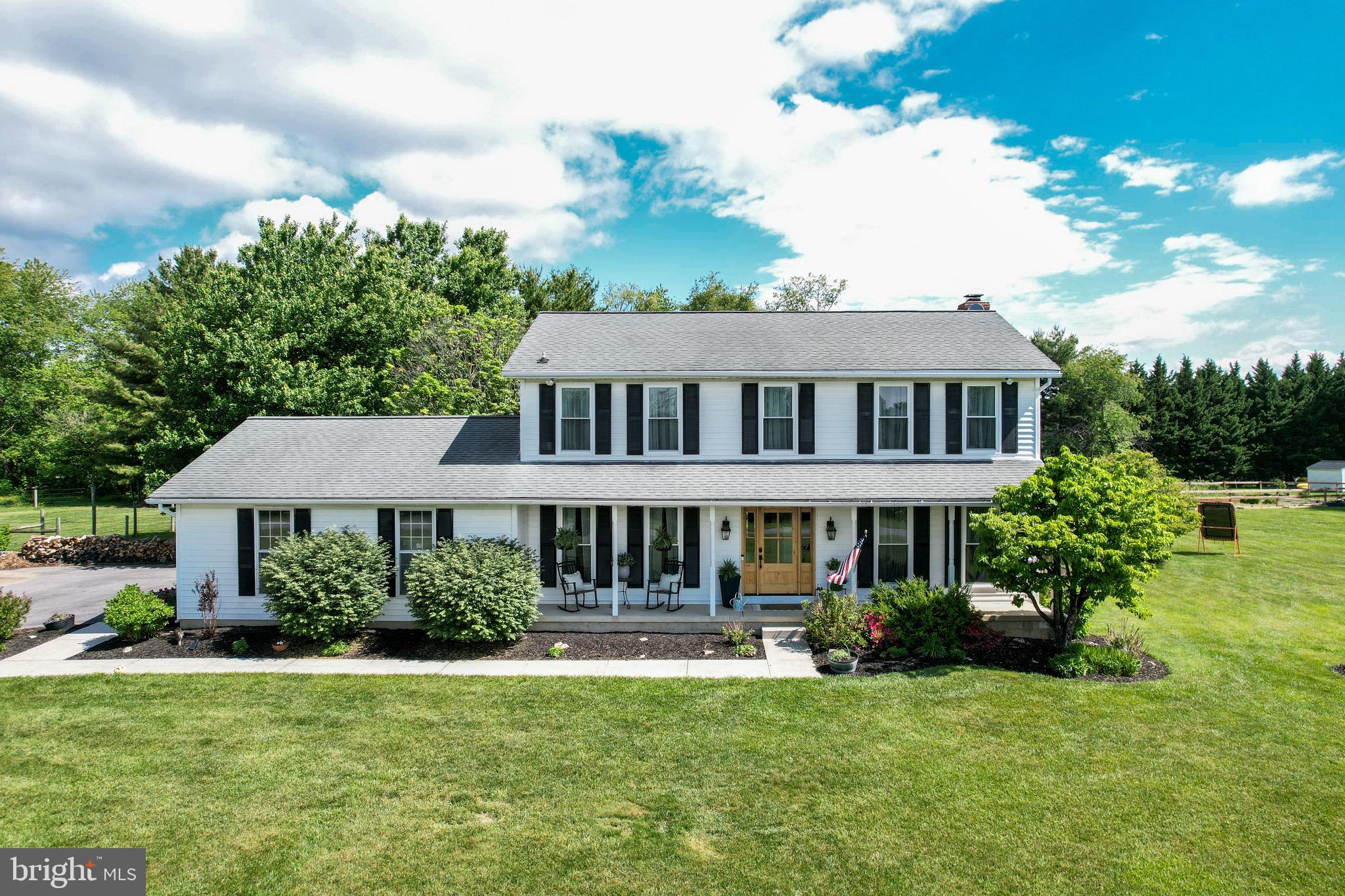 VILLAGE GREEN ESTATES - Residential