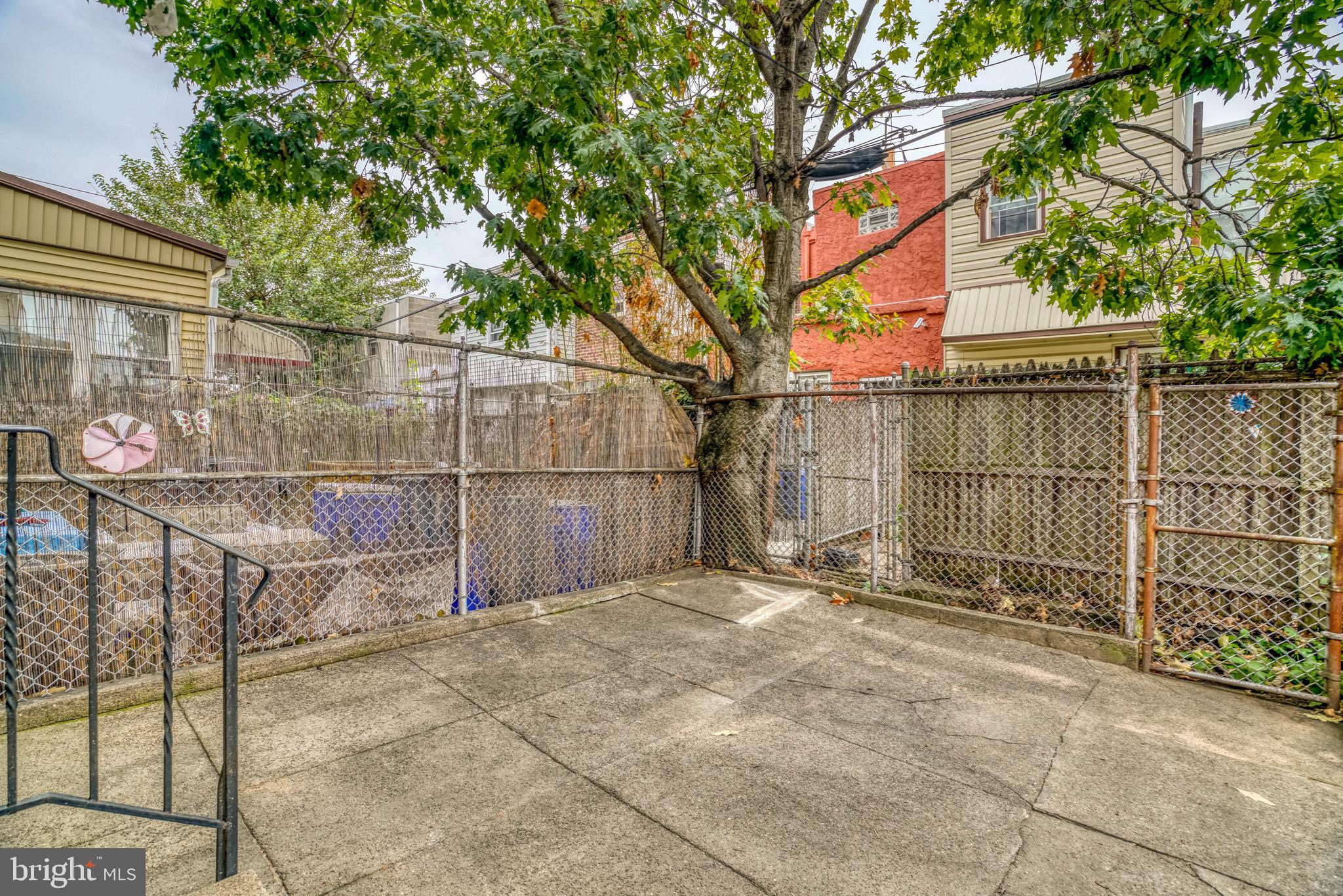 PORT RICHMOND - Residential